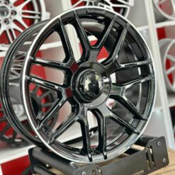 Jante Mercedes (Style) 18x8 ET35 5x112 Preto Brilhante