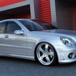 Bodykit Mercedes-Benz C-Class W203 < AMG 204 Look>