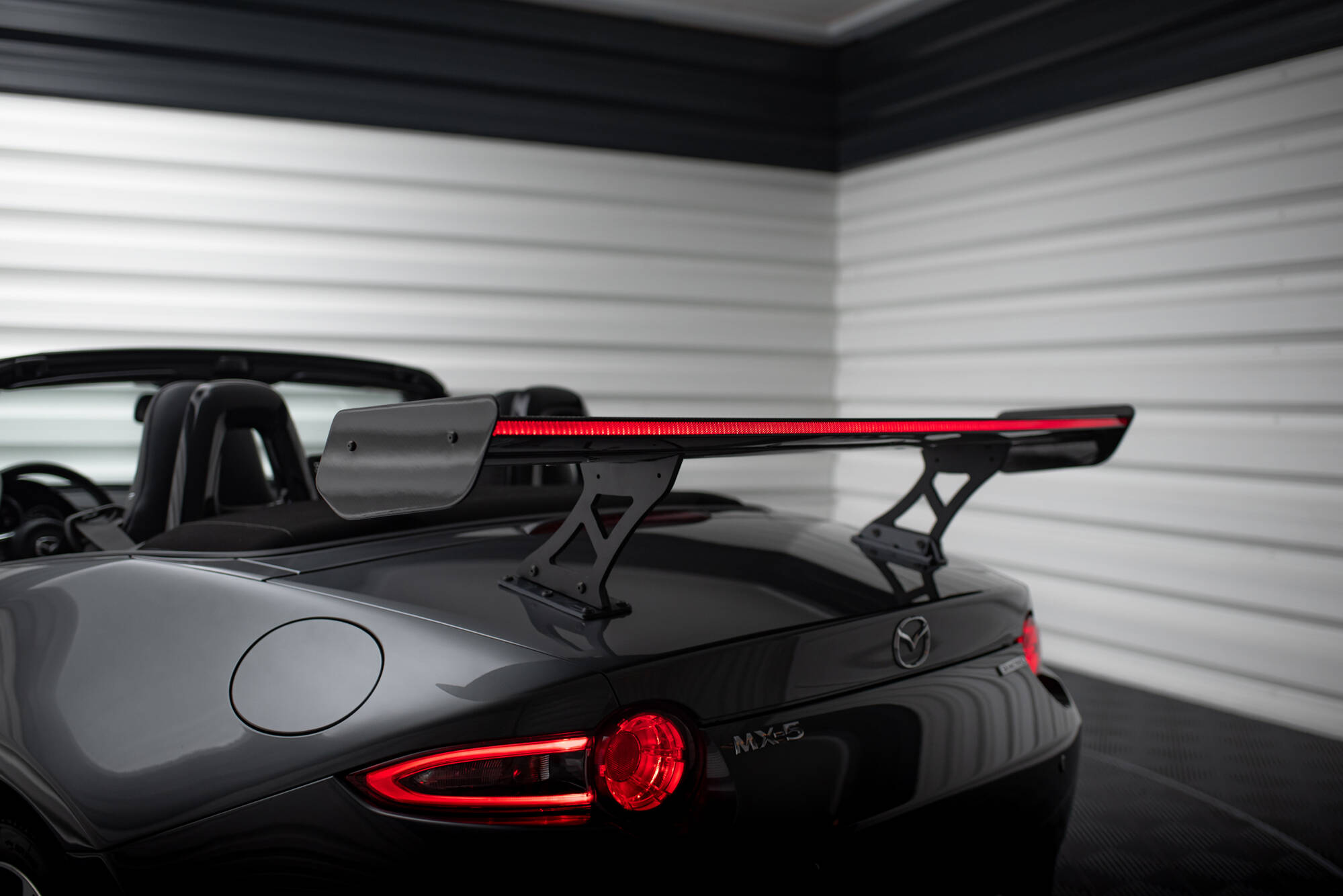 Carbon Spoiler JDM Style + LED Mazda MX-5 ND (Mk4) - Image 3