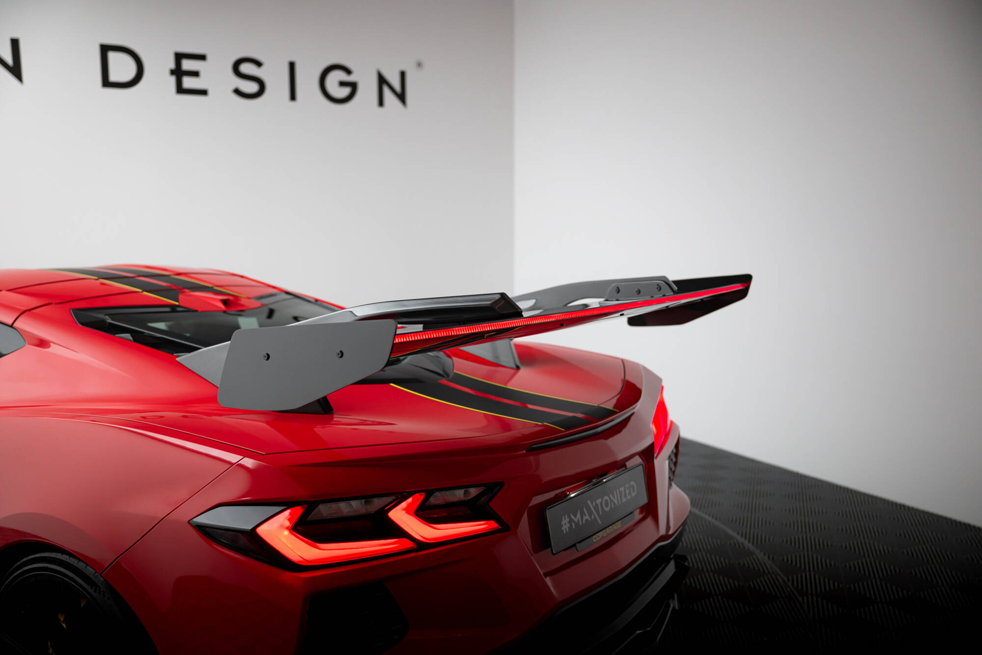 Carbon Spoiler + LED Chevrolet Corvette C8 - Image 8
