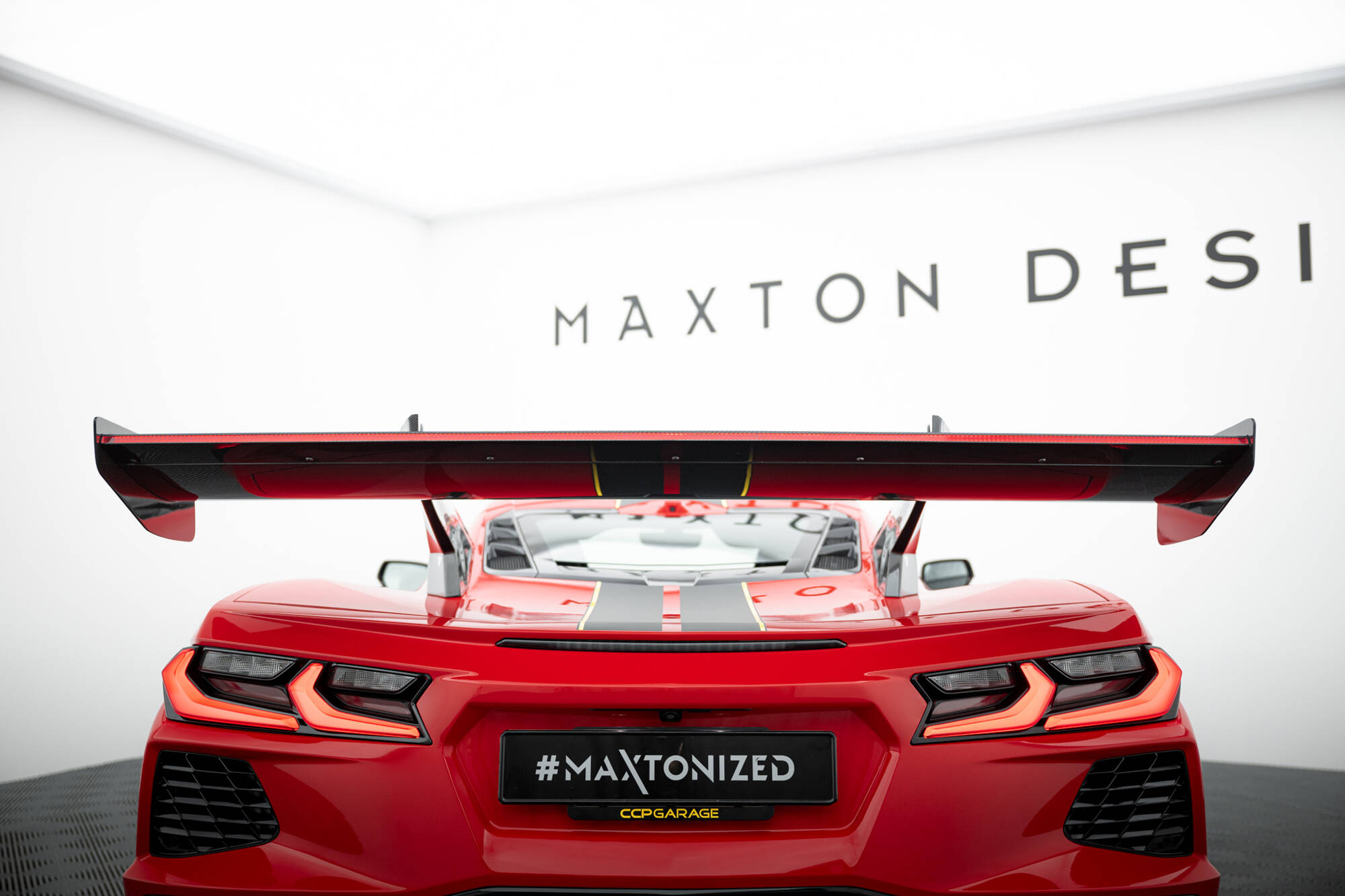 Carbon Spoiler + LED Chevrolet Corvette C8 - Image 2