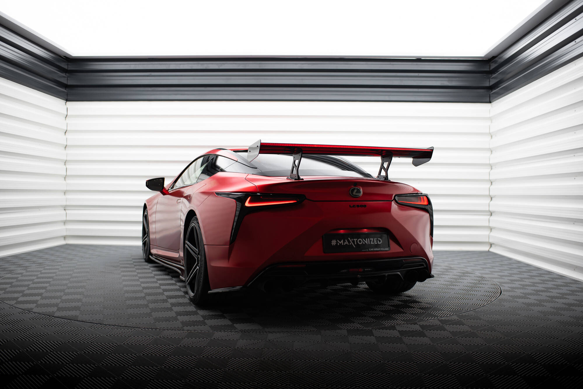 Carbon Spoiler + LED Lexus LC - Image 4