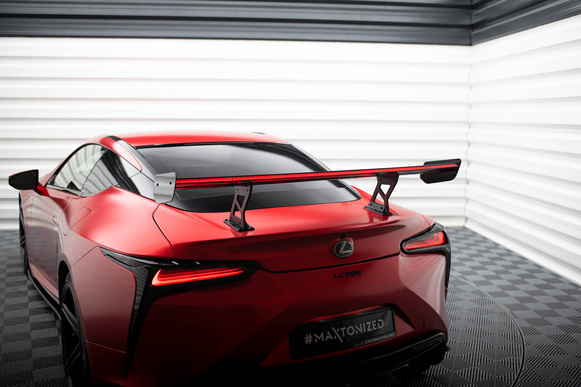 Carbon Spoiler + LED Lexus LC - Image 6