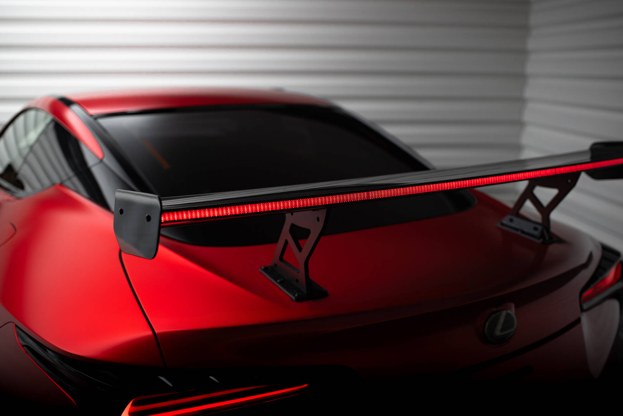 Carbon Spoiler + LED Lexus LC - Image 9