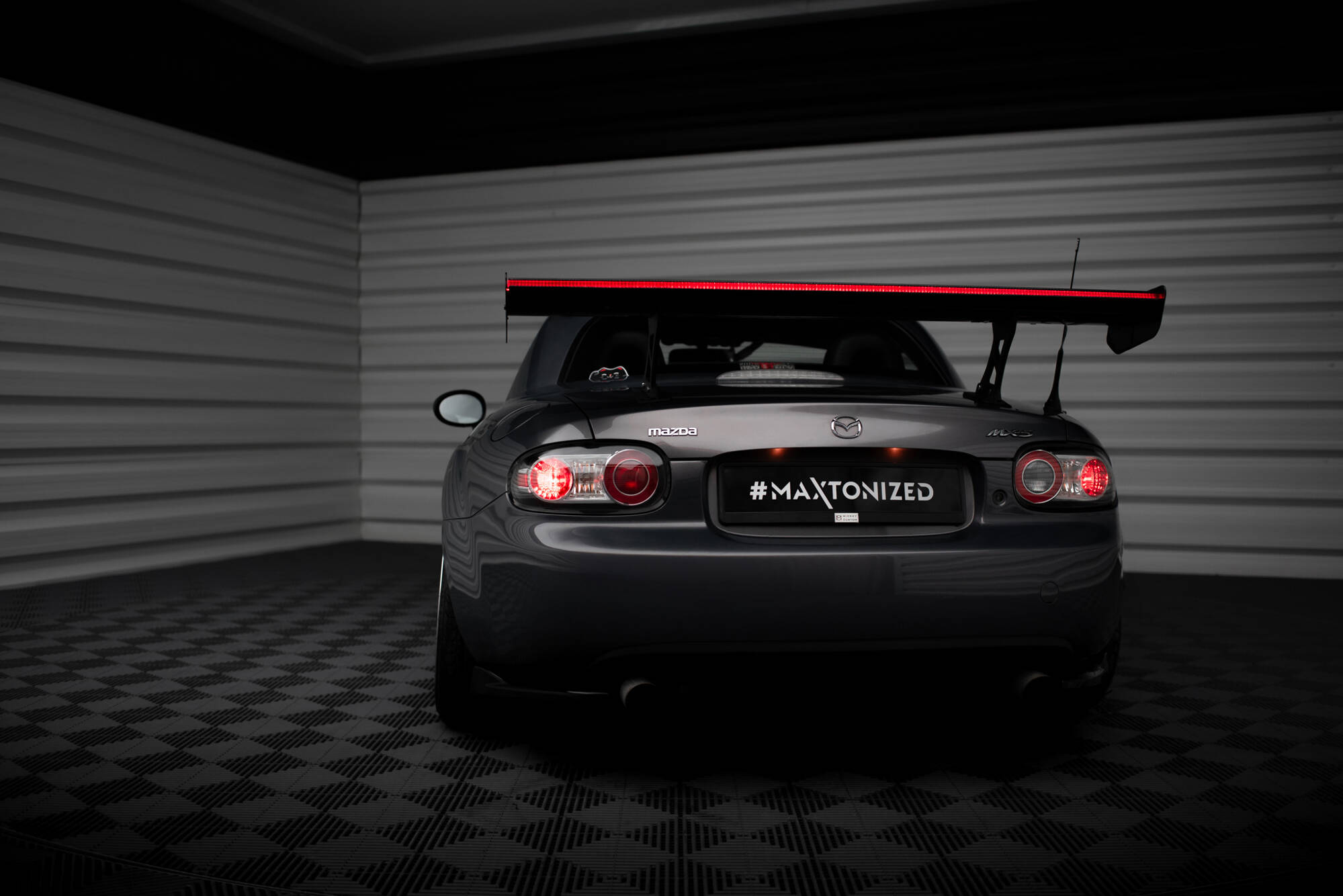 Carbon Spoiler + LED Mazda MX5 Hardtop NC(MK3) - Image 13