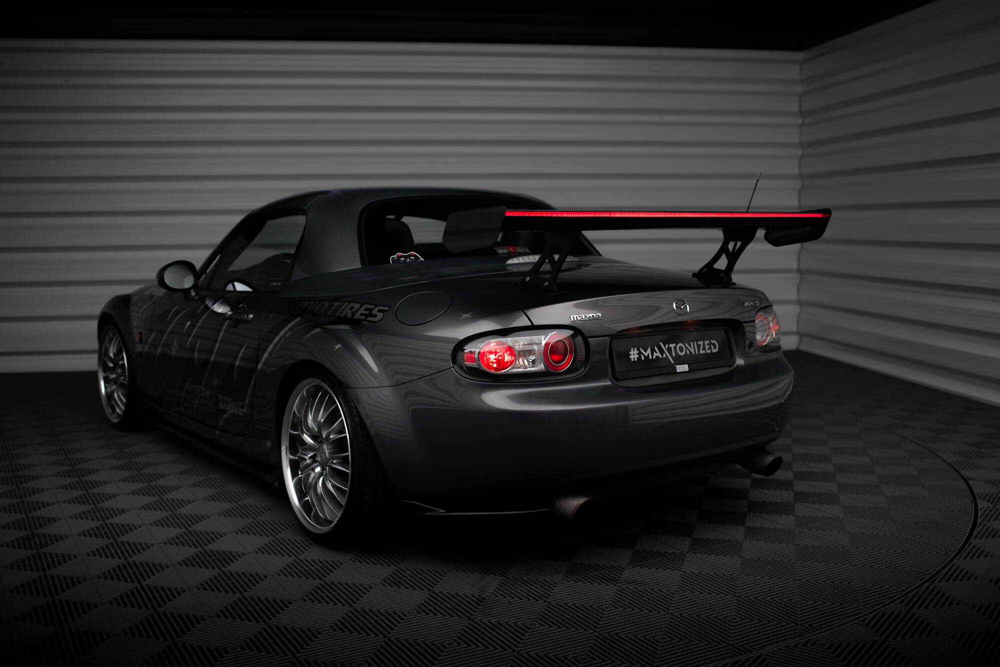 Carbon Spoiler + LED Mazda MX5 Hardtop NC(MK3) - Image 14