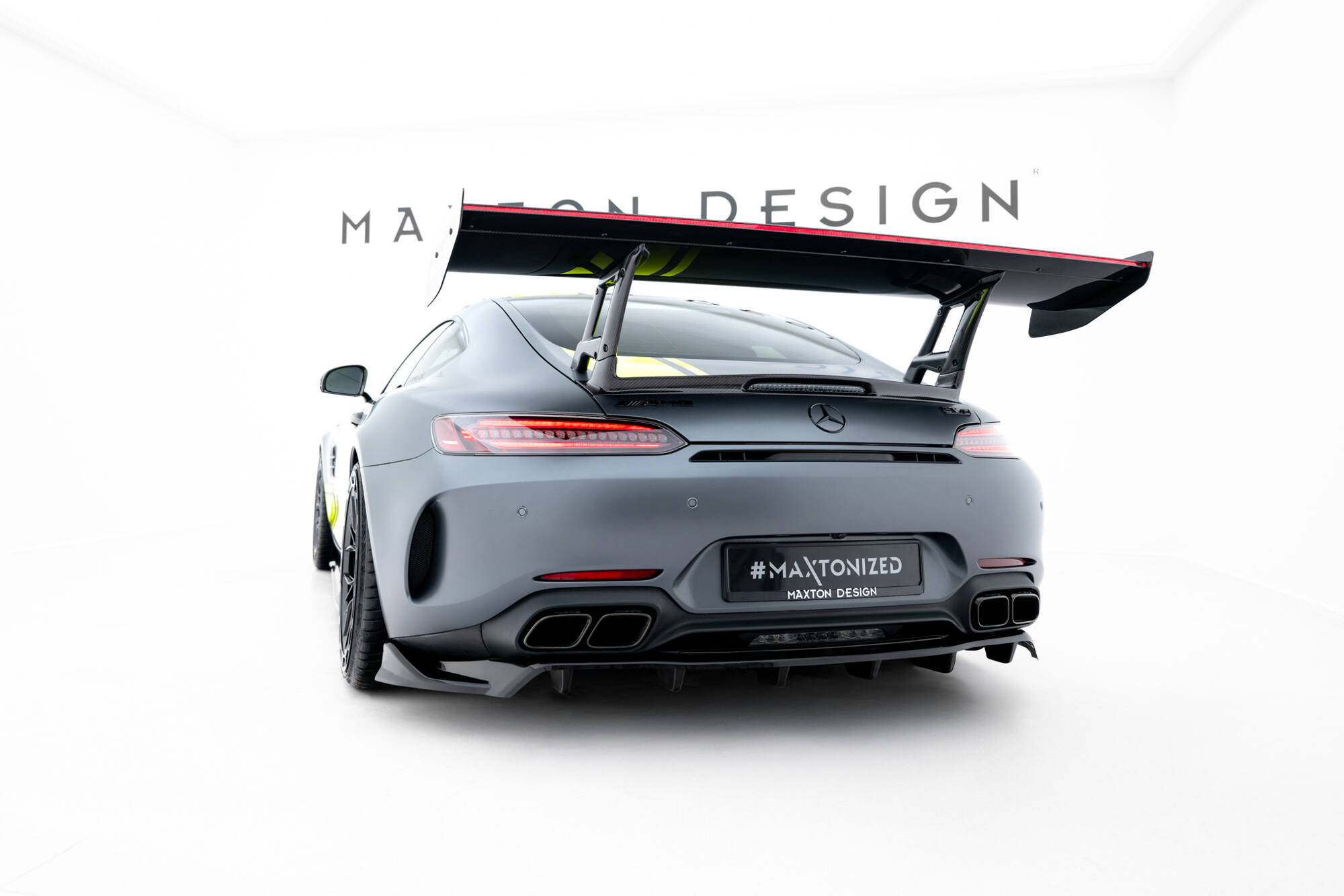 Carbon Spoiler + LED Mercedes-AMG GTR C190 Facelift - Image 10