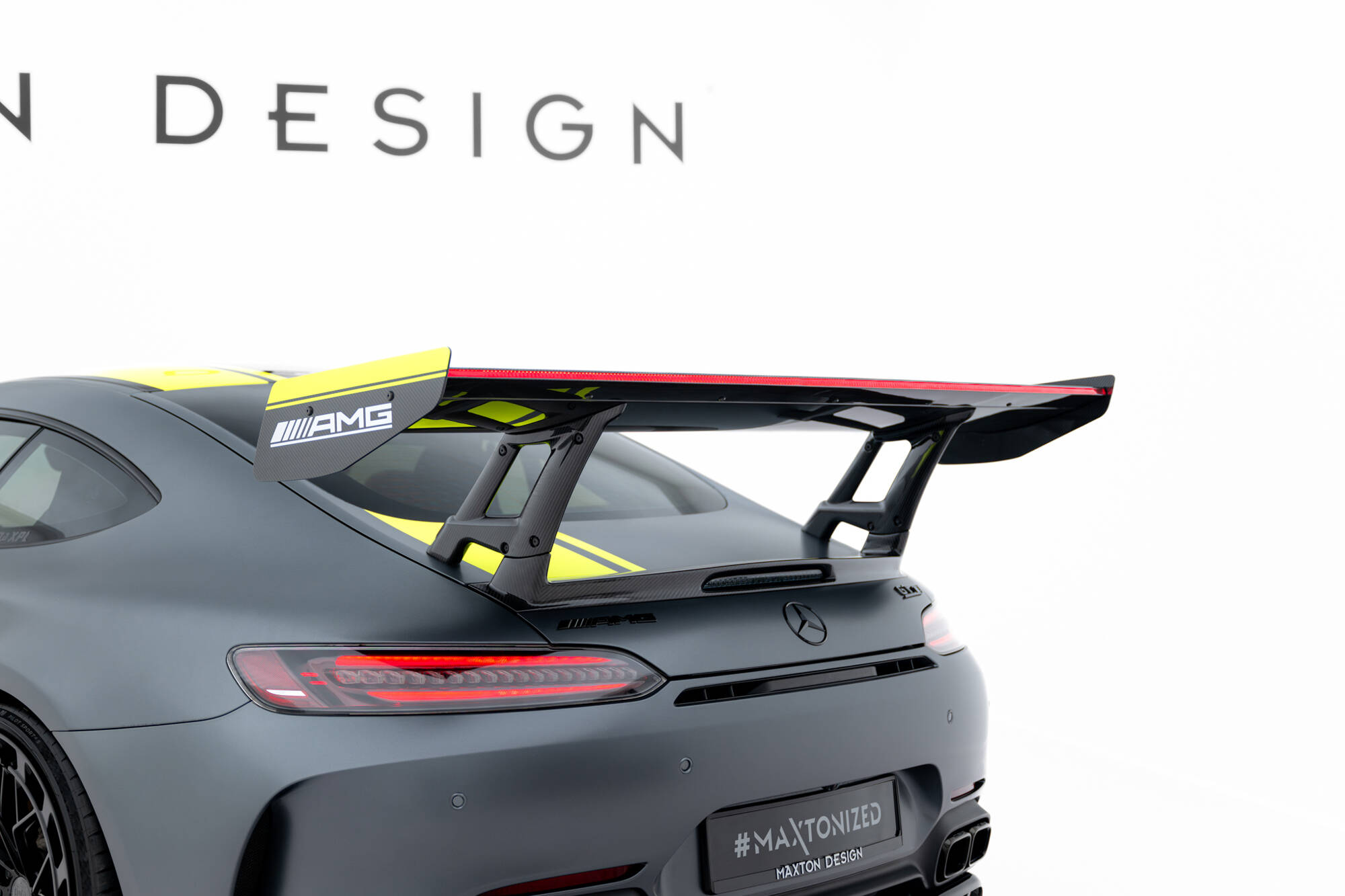 Carbon Spoiler + LED Mercedes-AMG GTR C190 Facelift - Image 11