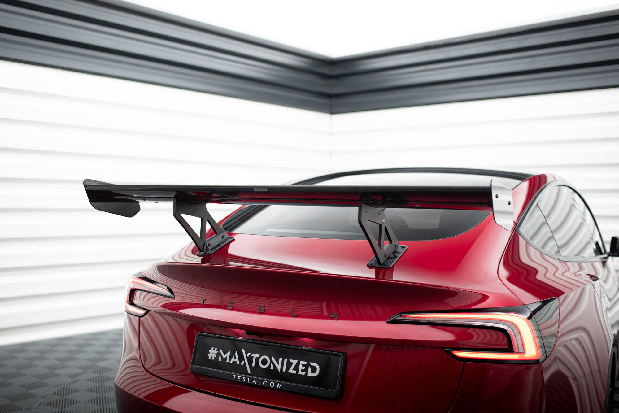Carbon Spoiler Tesla Model 3 - Image 4