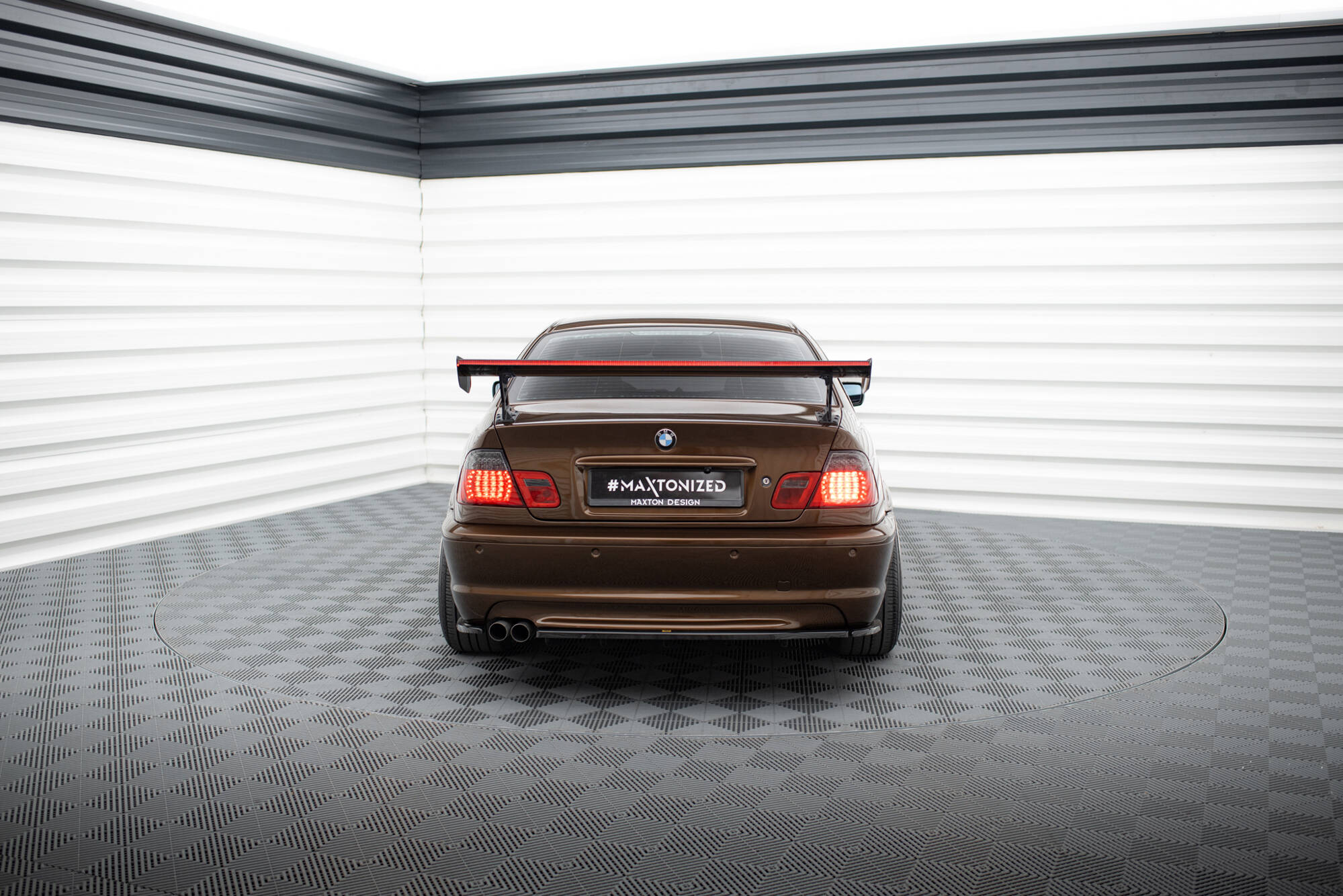 Carbon Spoiler With External Brackets Uprights + LED BMW 3 Coupe E46 - Image 8