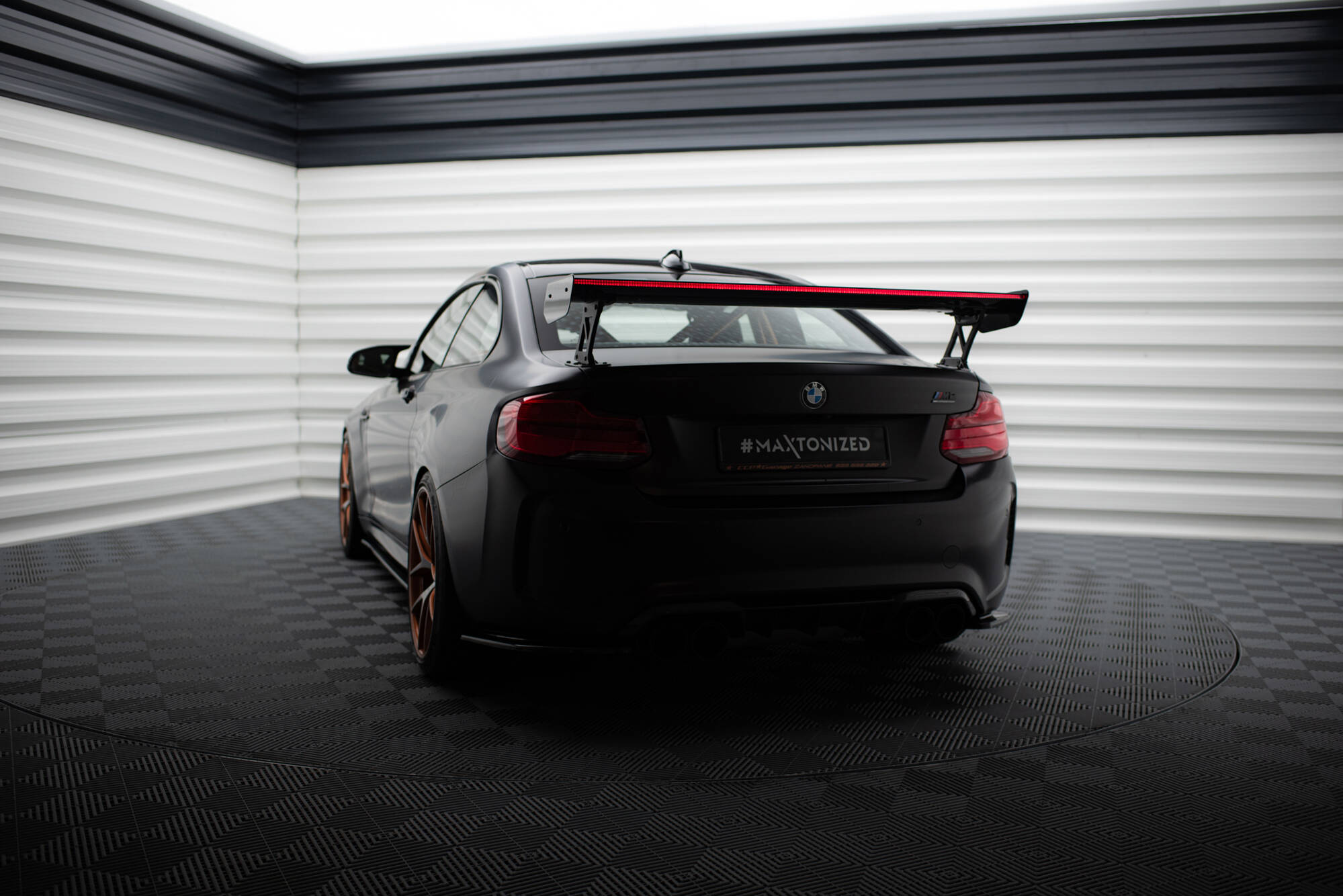 Carbon Spoiler With External Brackets Uprights + LED BMW M2 F87 / 2 / 2 M-Pack F22 - Image 2