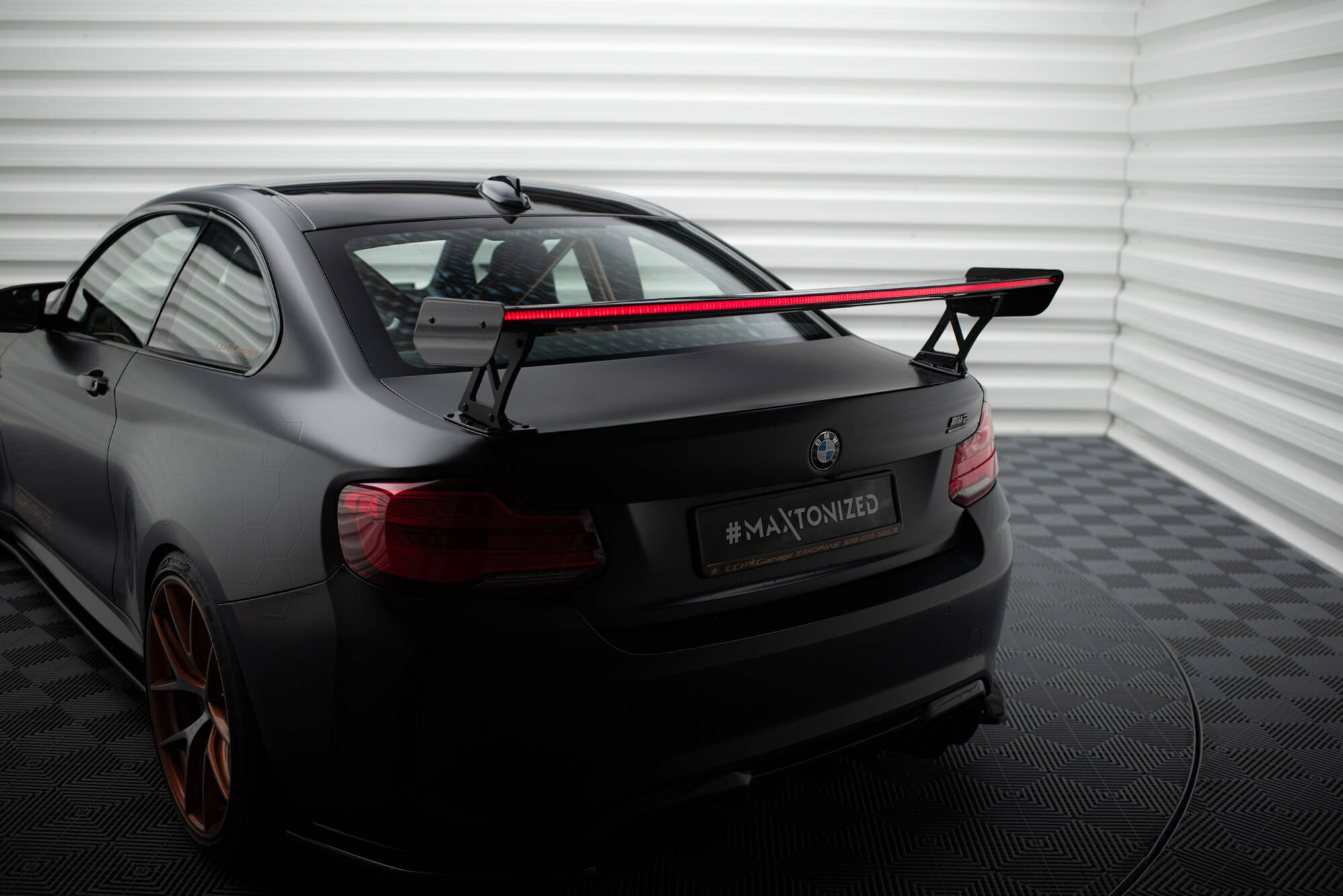 Carbon Spoiler With External Brackets Uprights + LED BMW M2 F87 / 2 / 2 M-Pack F22 - Image 5