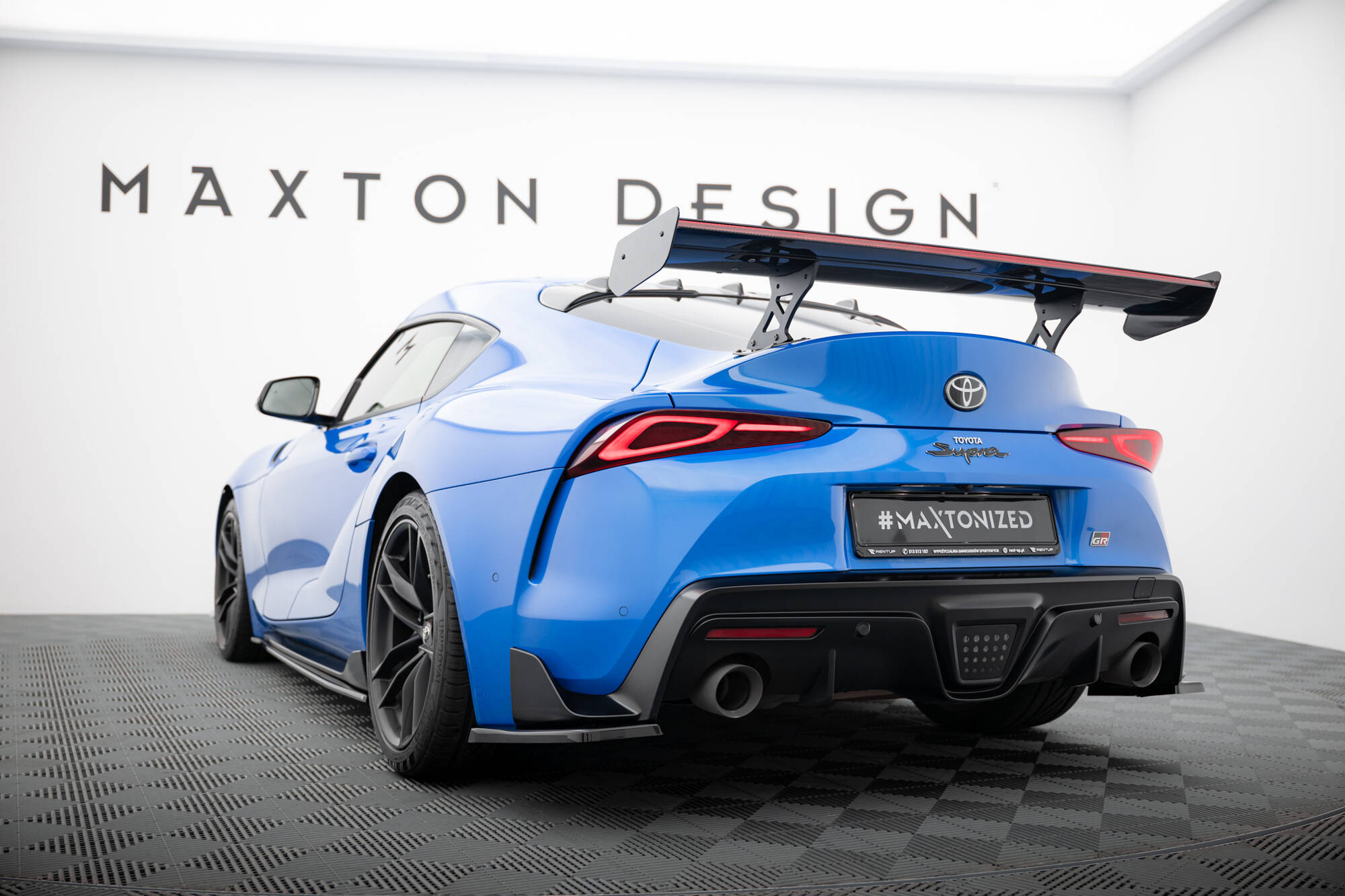 Carbon Spoiler With External Brackets Uprights + LED Toyota Supra Mk5 - Image 8