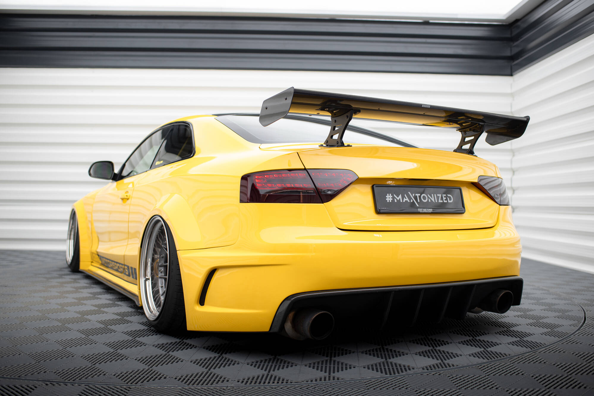 Carbon Spoiler With Internal Brackets Uprights Audi A5 Coupe 8T - Image 2