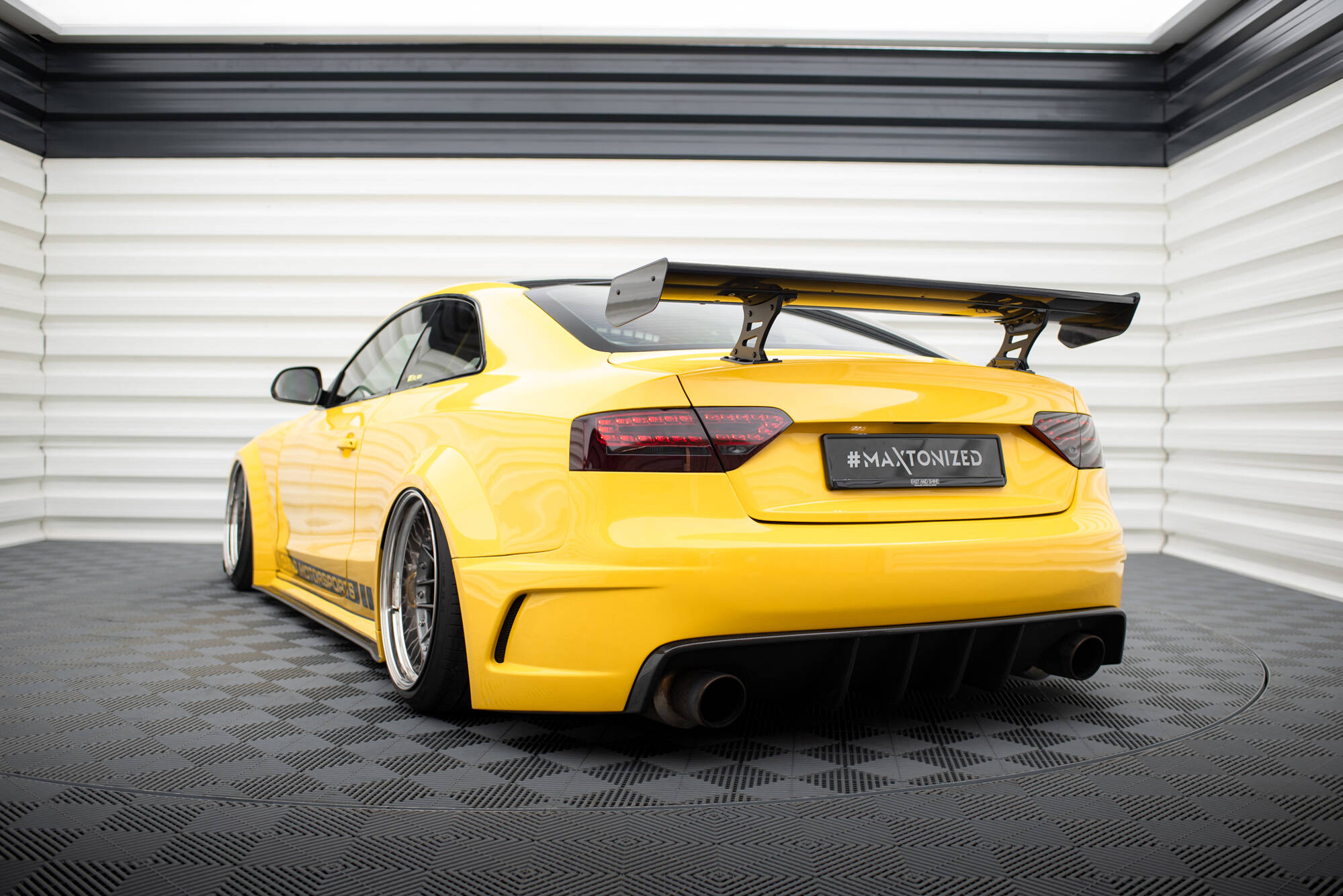 Carbon Spoiler With Internal Brackets Uprights Audi A5 Coupe 8T - Image 4