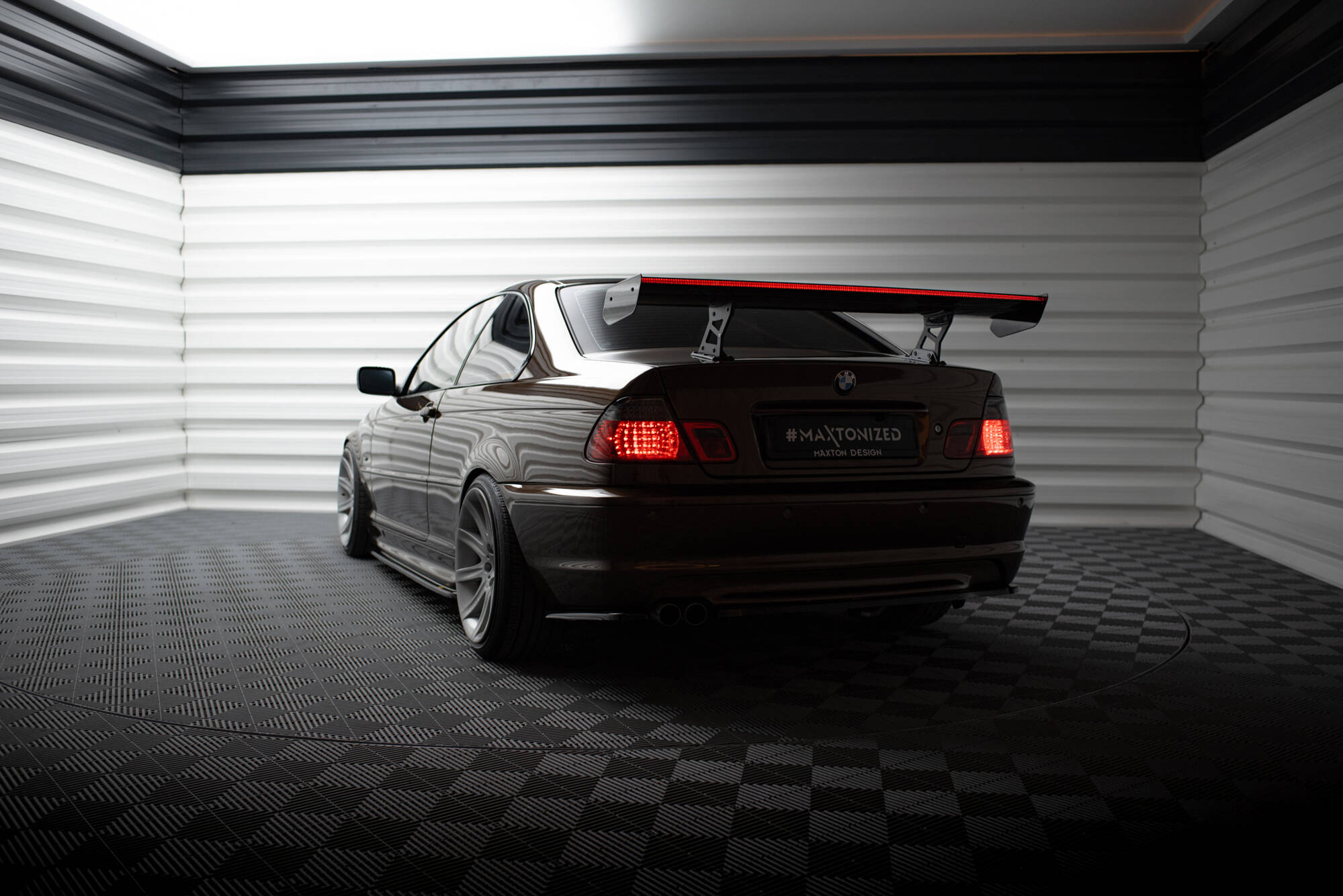 Carbon Spoiler With Internal Brackets Uprights + LED BMW 3 Coupe E46 - Image 2