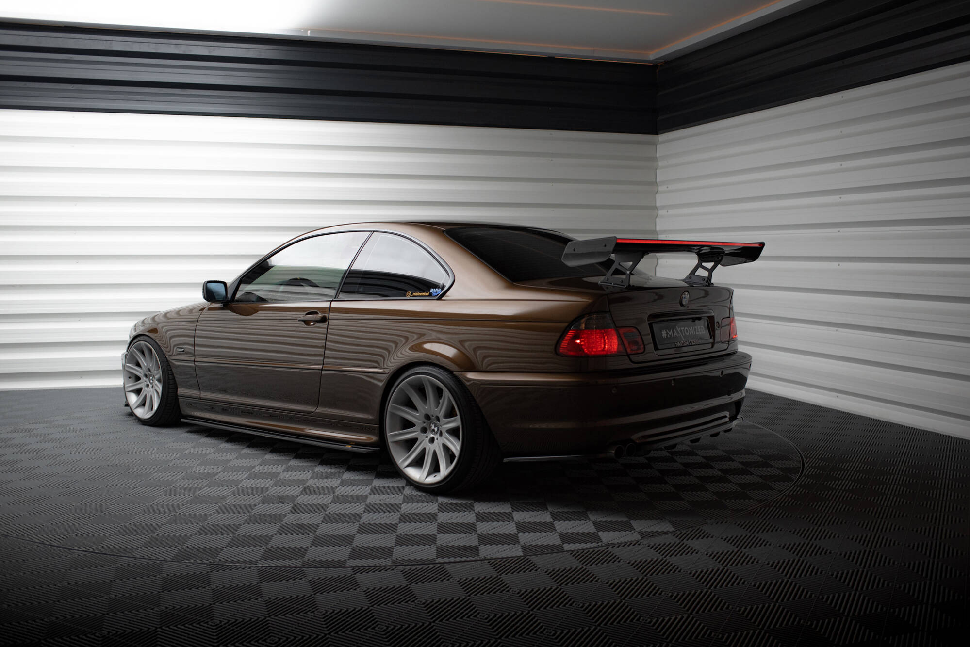 Carbon Spoiler With Internal Brackets Uprights + LED BMW 3 Coupe E46 - Image 3