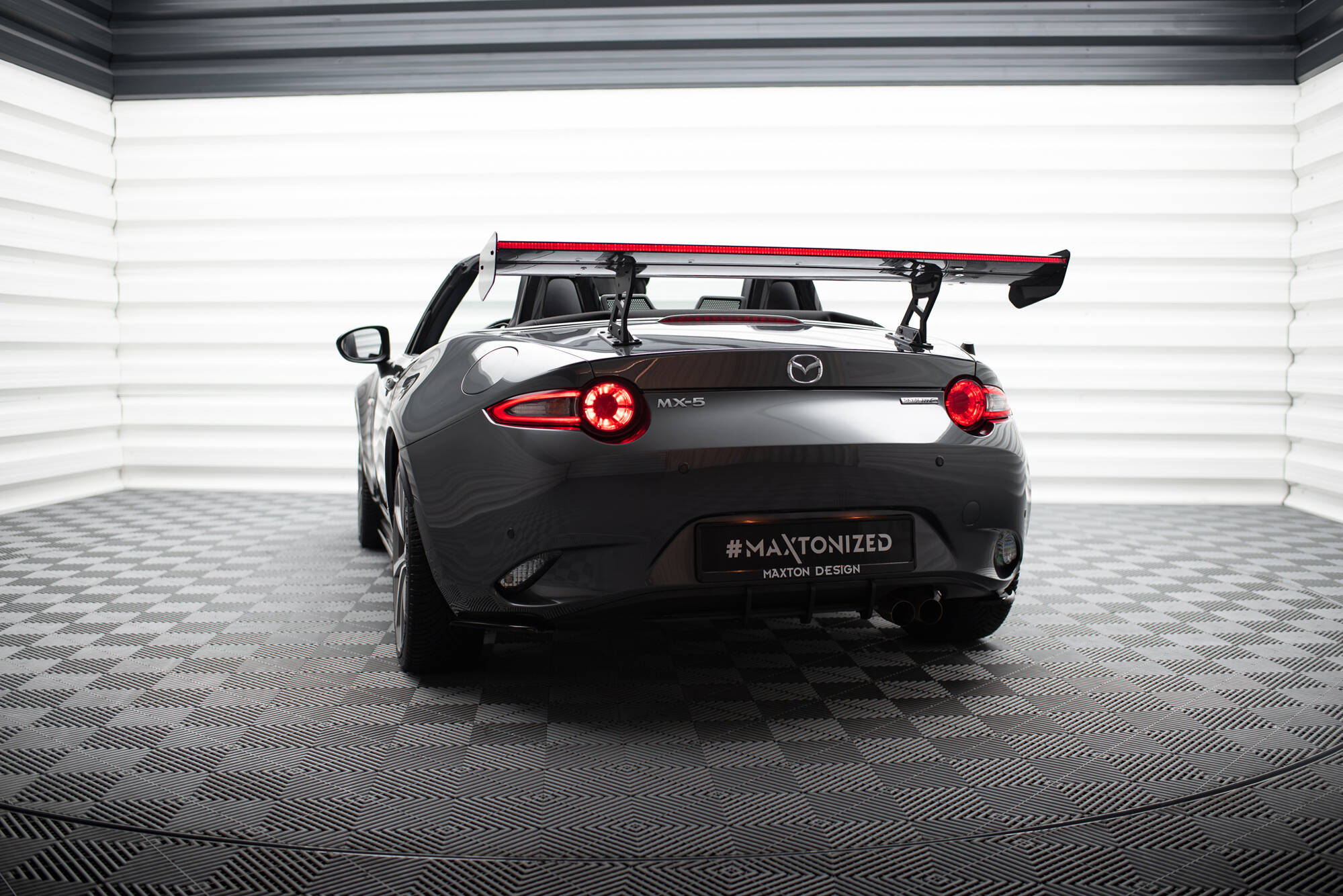 Carbon Spoiler With Internal Brackets Uprights + LED Mazda MX-5 ND (Mk4) - Image 5