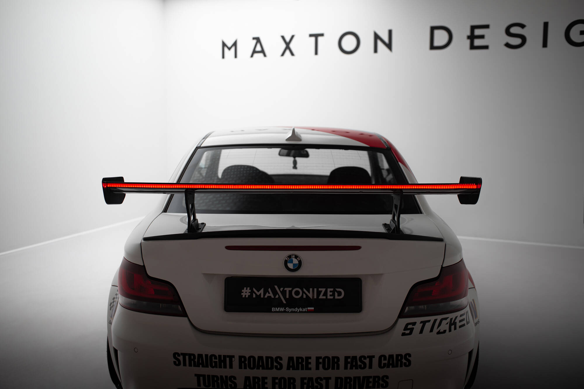 Carbon Spoiler With Internal Brackets Uprights V.2 + LED BMW 1 M E82 - Image 4