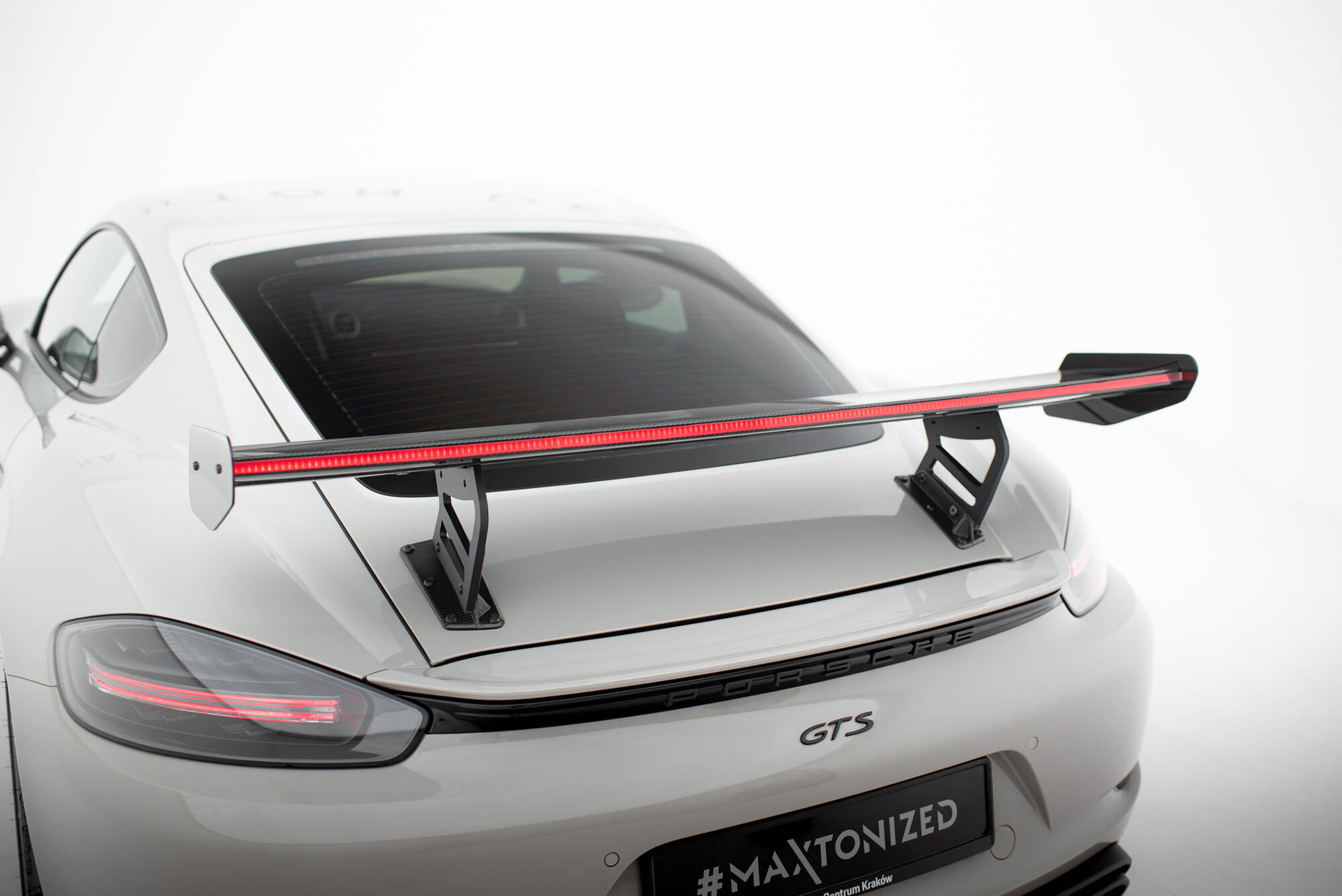 Carbon Spoiler With Internal Brackets Uprights V.2 + LED Porsche 718 Cayman 982c - Image 7