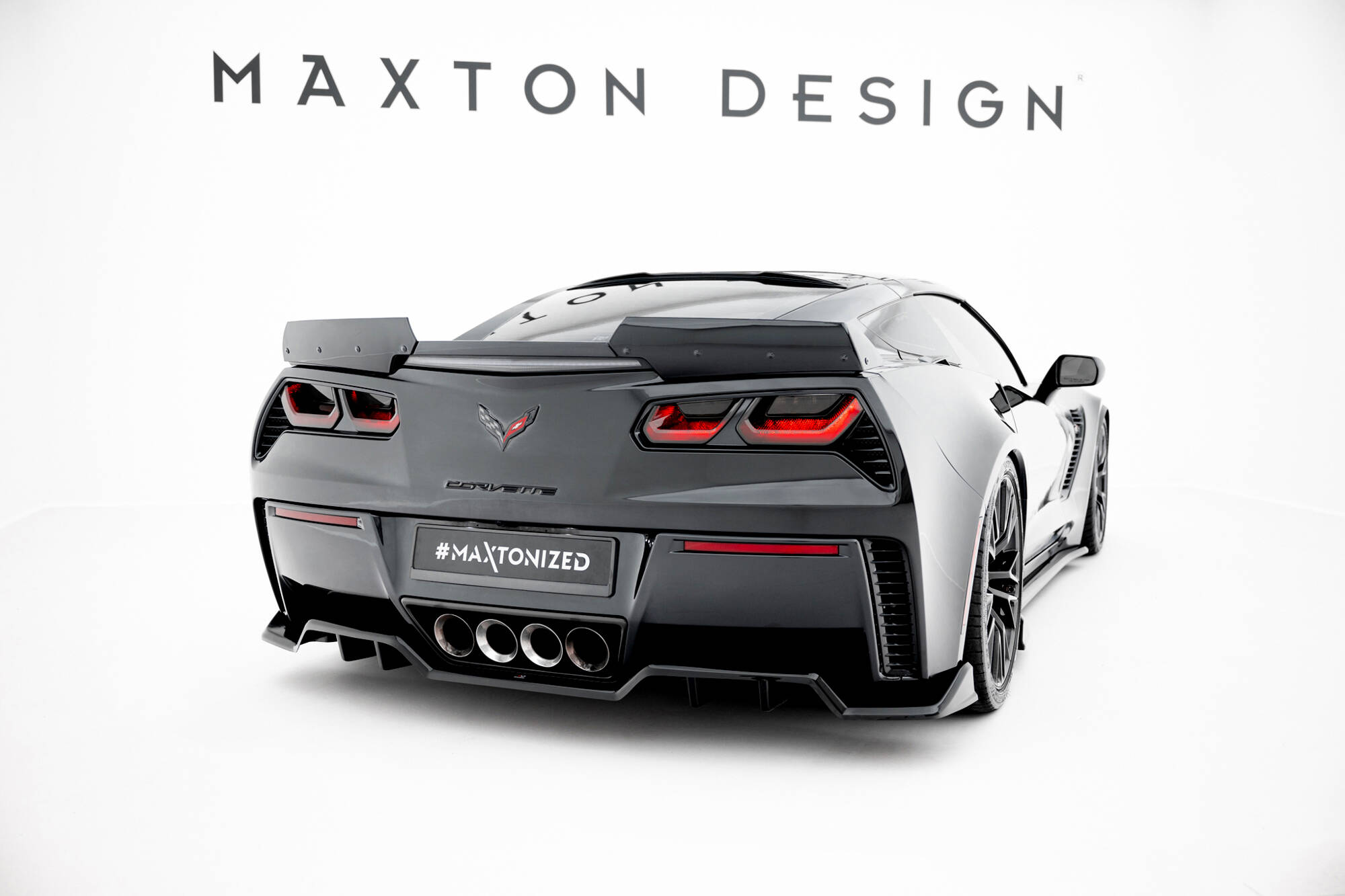 Central Rear Splitter (with vertical bars) Chevrolet Corvette Z06 C7 - Image 4