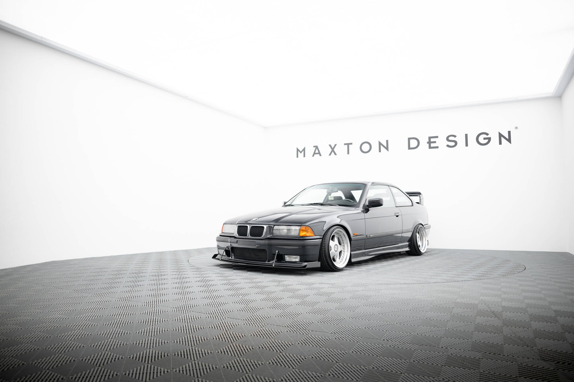 FRONT RACING SPLITTER BMW M3 / 3 M-Pack E36 Coupe - Image 4