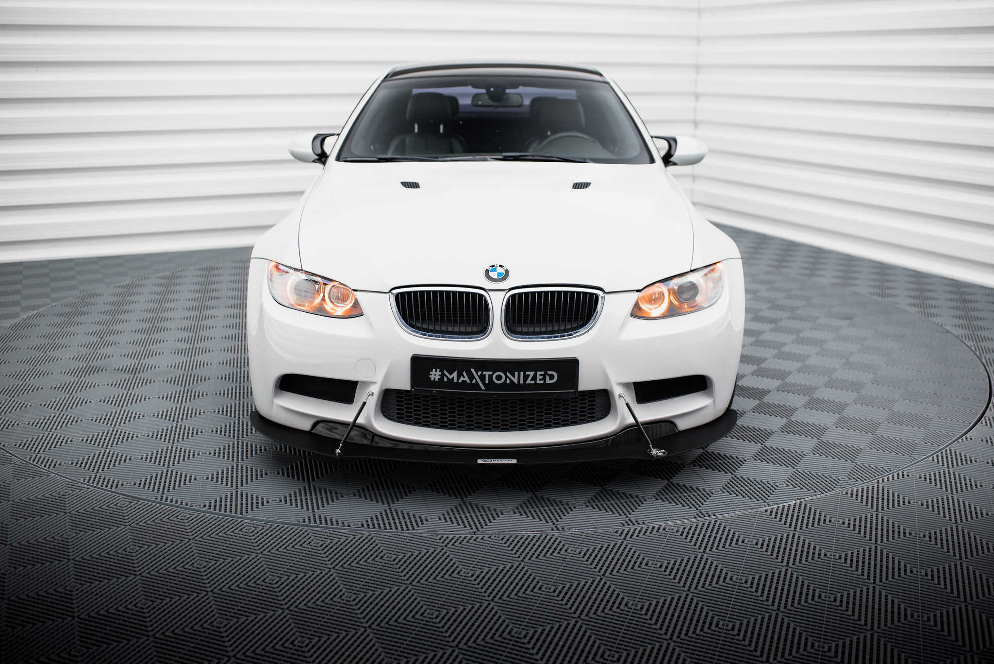 FRONT RACING SPLITTER BMW M3 E92 / E93 (PREFACE MODEL) - Image 4