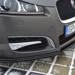 Alternative view of FRONT SPLITTER JAGUAR XF (X250) MK1 SPORTBRAKE S-PACK