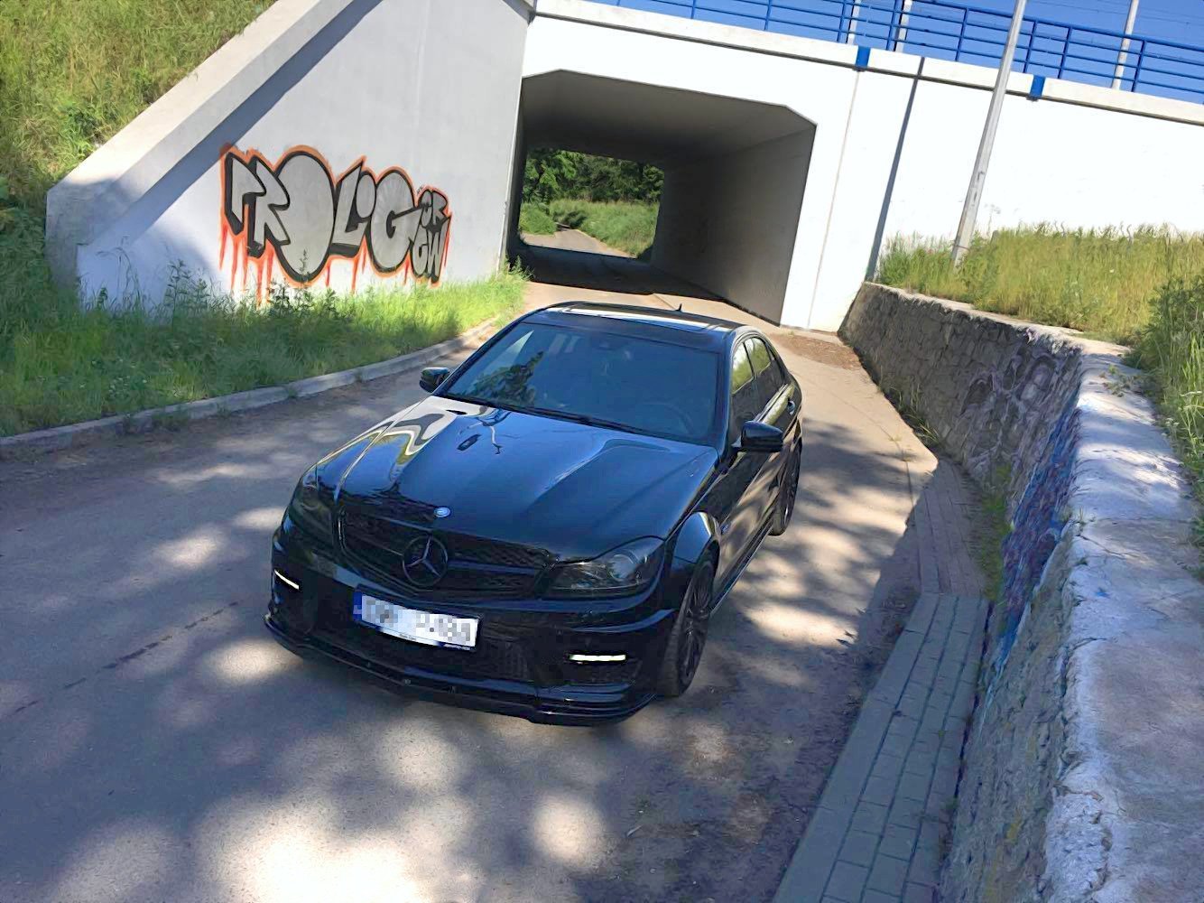 FRONT SPLITTER Mercedes-Benz C63 AMG Sedan / Estate W204 Facelift / S204 Facelift - Image 4