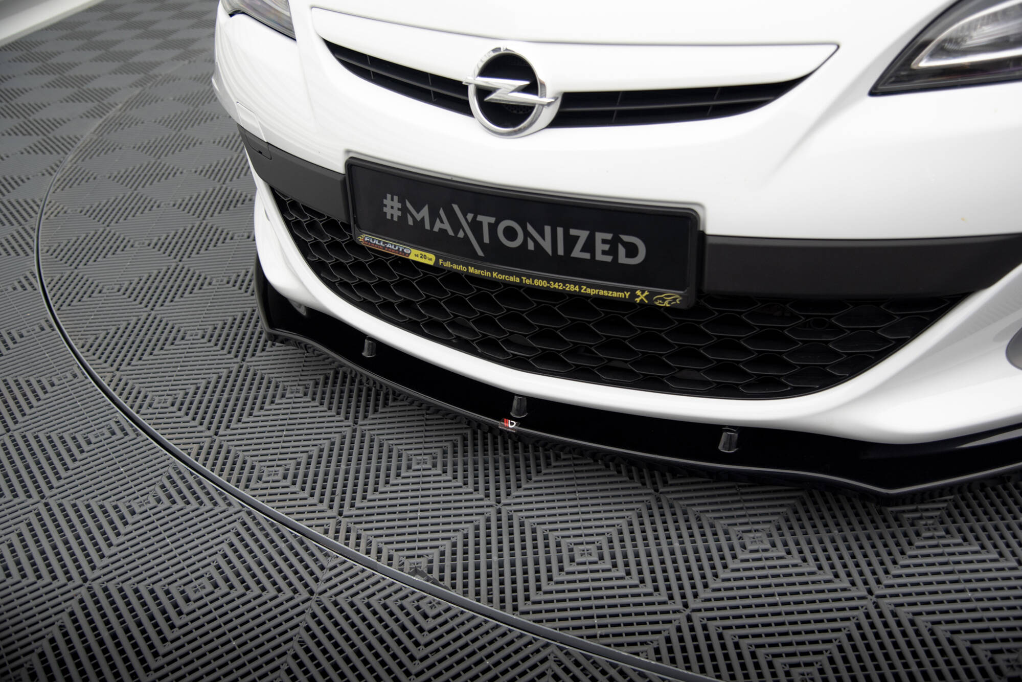 FRONT SPLITTER OPEL ASTRA J OPC / VXR v.1 - Image 3