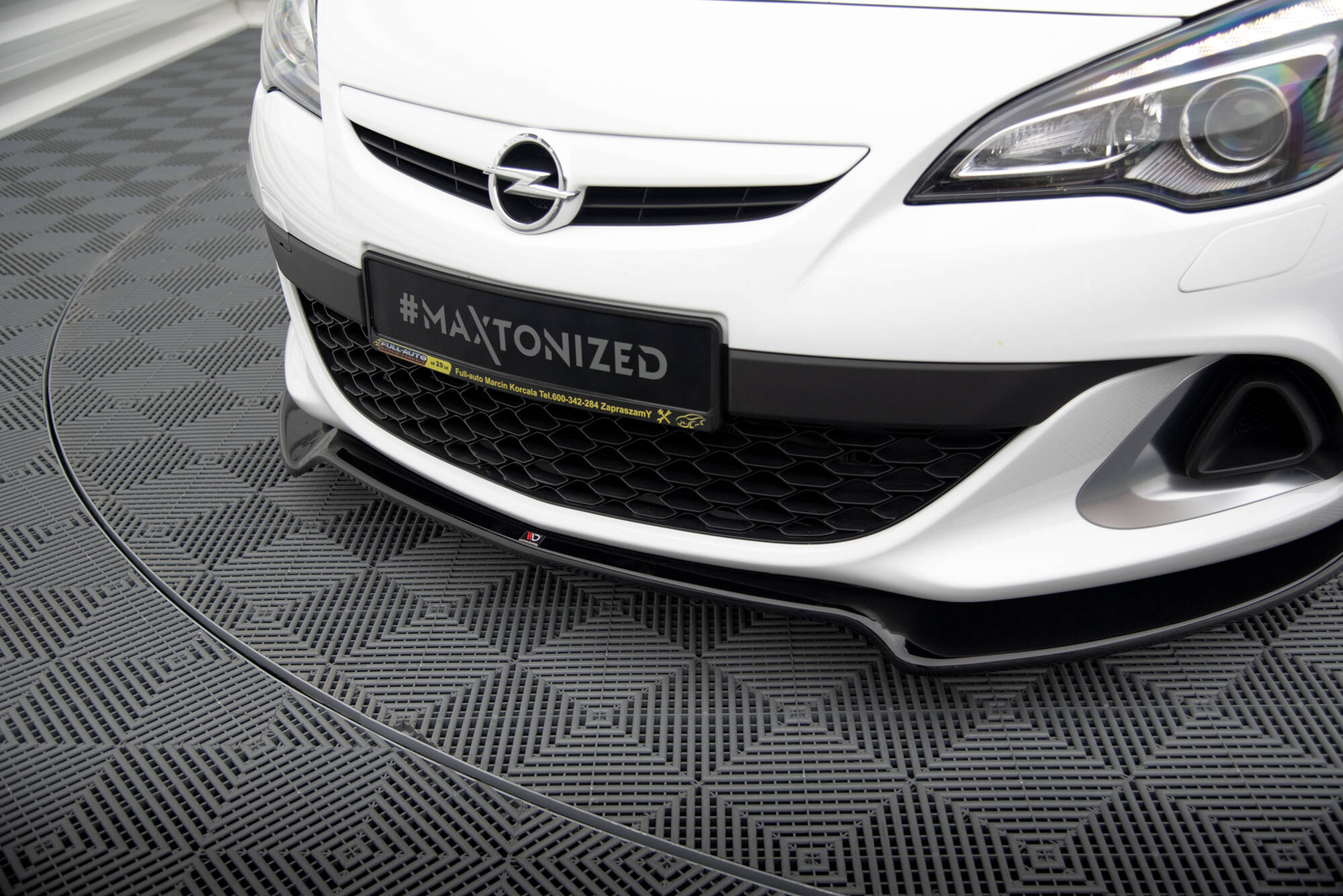 FRONT SPLITTER OPEL ASTRA J OPC / VXR v.2 - Image 3