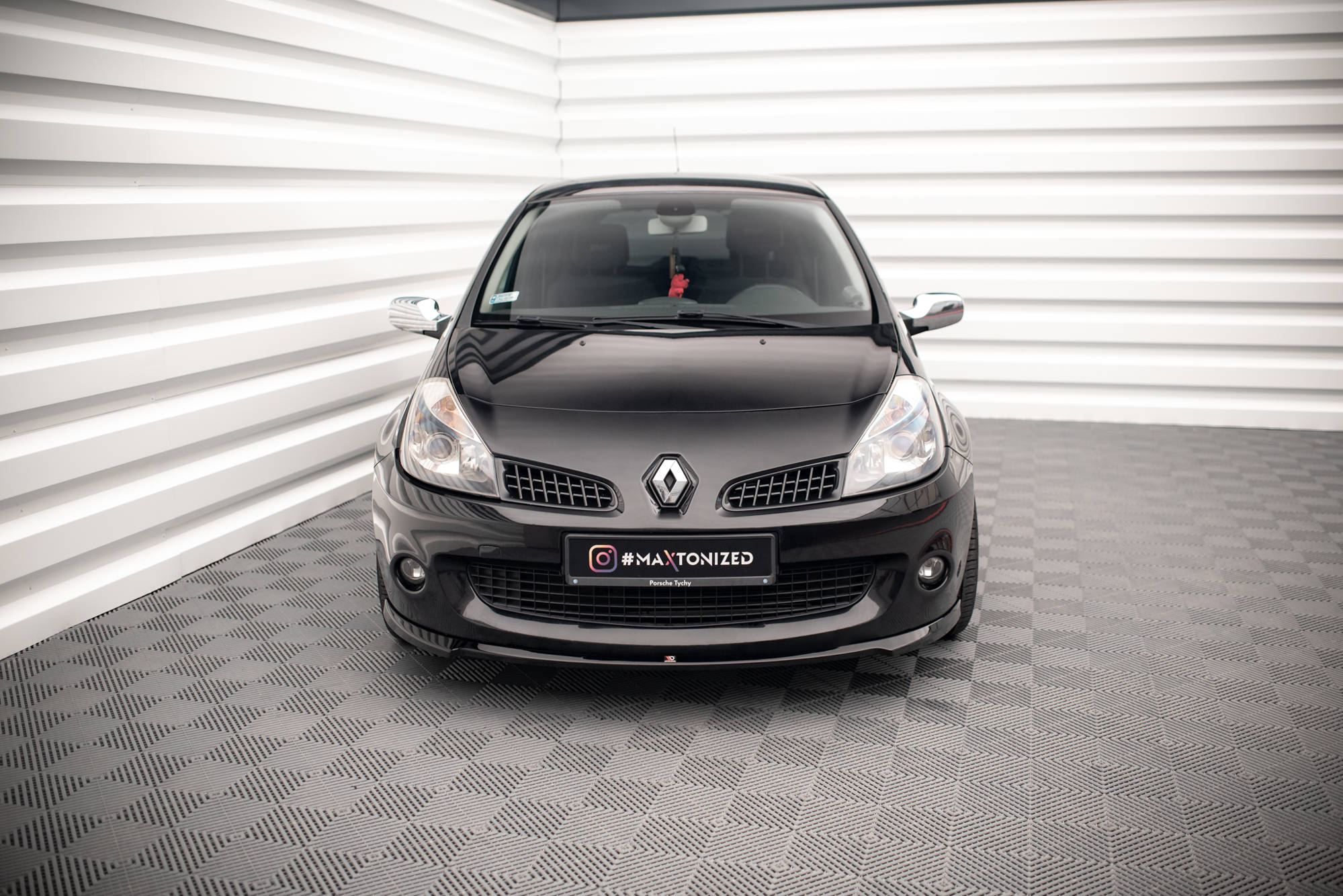FRONT SPLITTER RENAULT CLIO III RS - Image 2