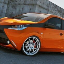 Alternative view of FRONT SPLITTER TOYOTA AYGO mk2