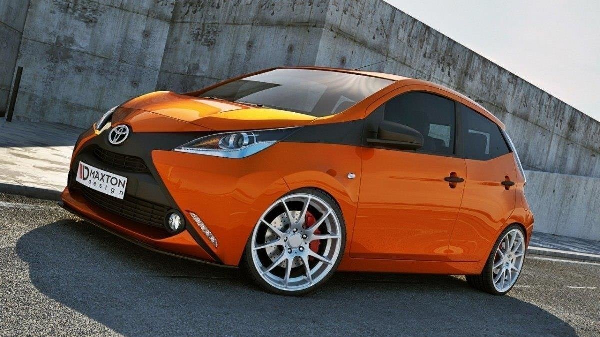 FRONT SPLITTER TOYOTA AYGO mk2 - Image 2