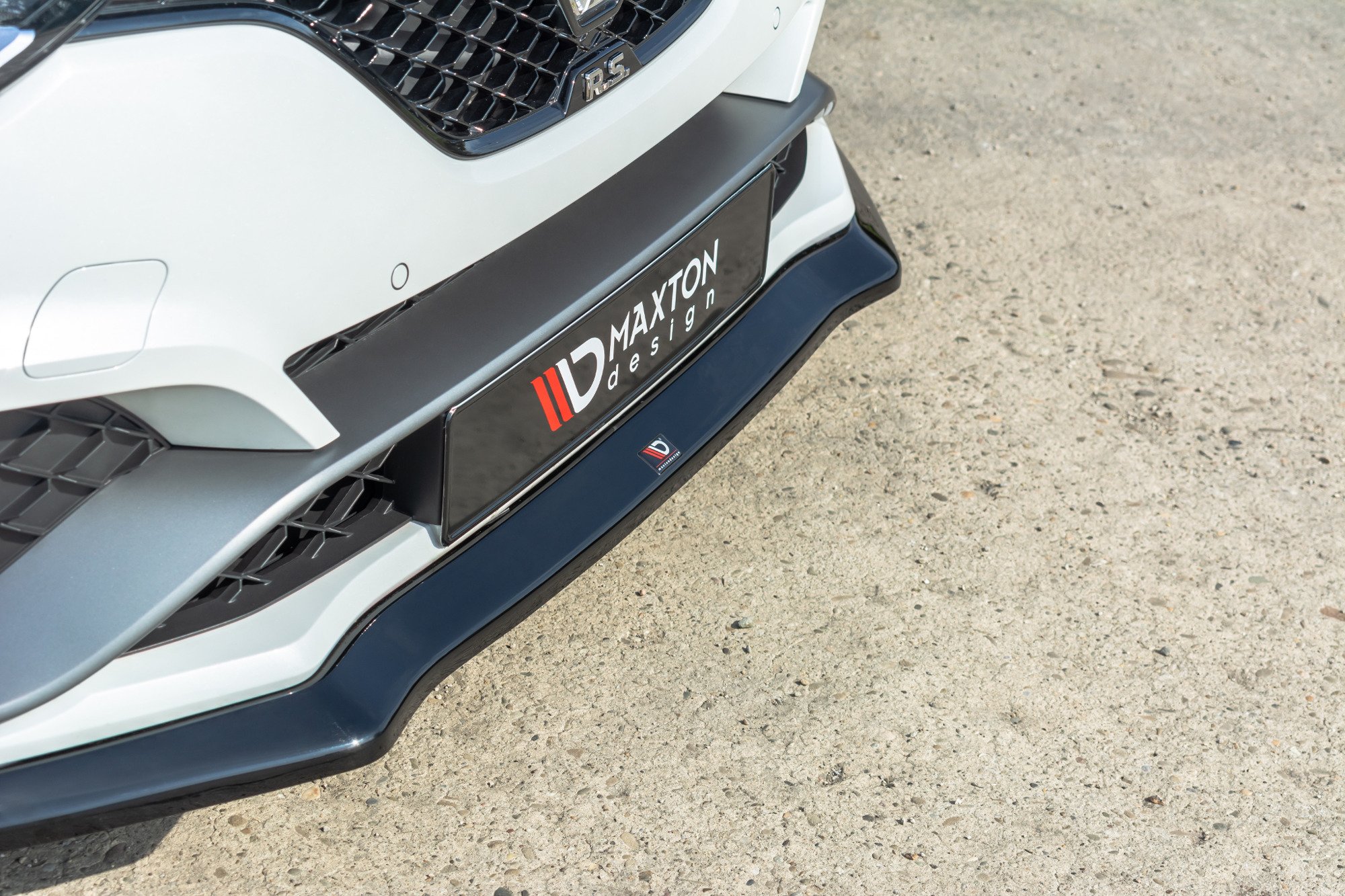 FRONT SPLITTER V.2 Renault Megane IV RS - Image 2