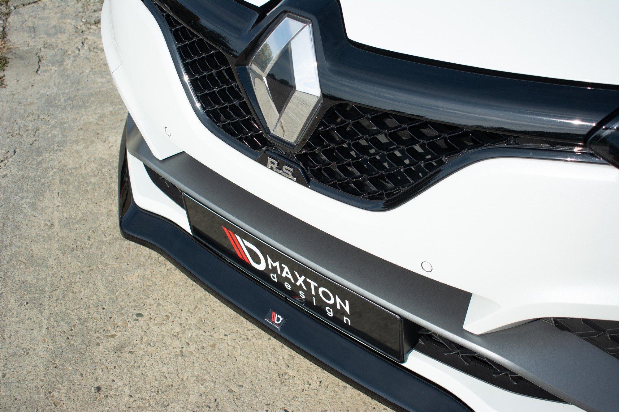 FRONT SPLITTER V.2 Renault Megane IV RS - Image 4