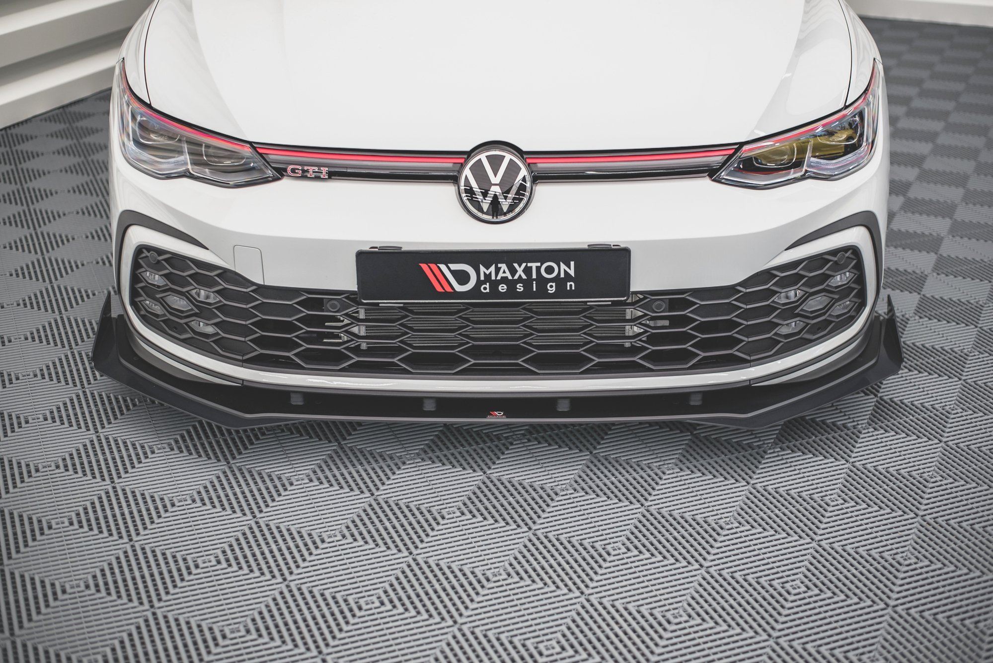 Flaps Volkswagen Golf GTI / GTE / GTD / R-Line Mk8 - Image 2