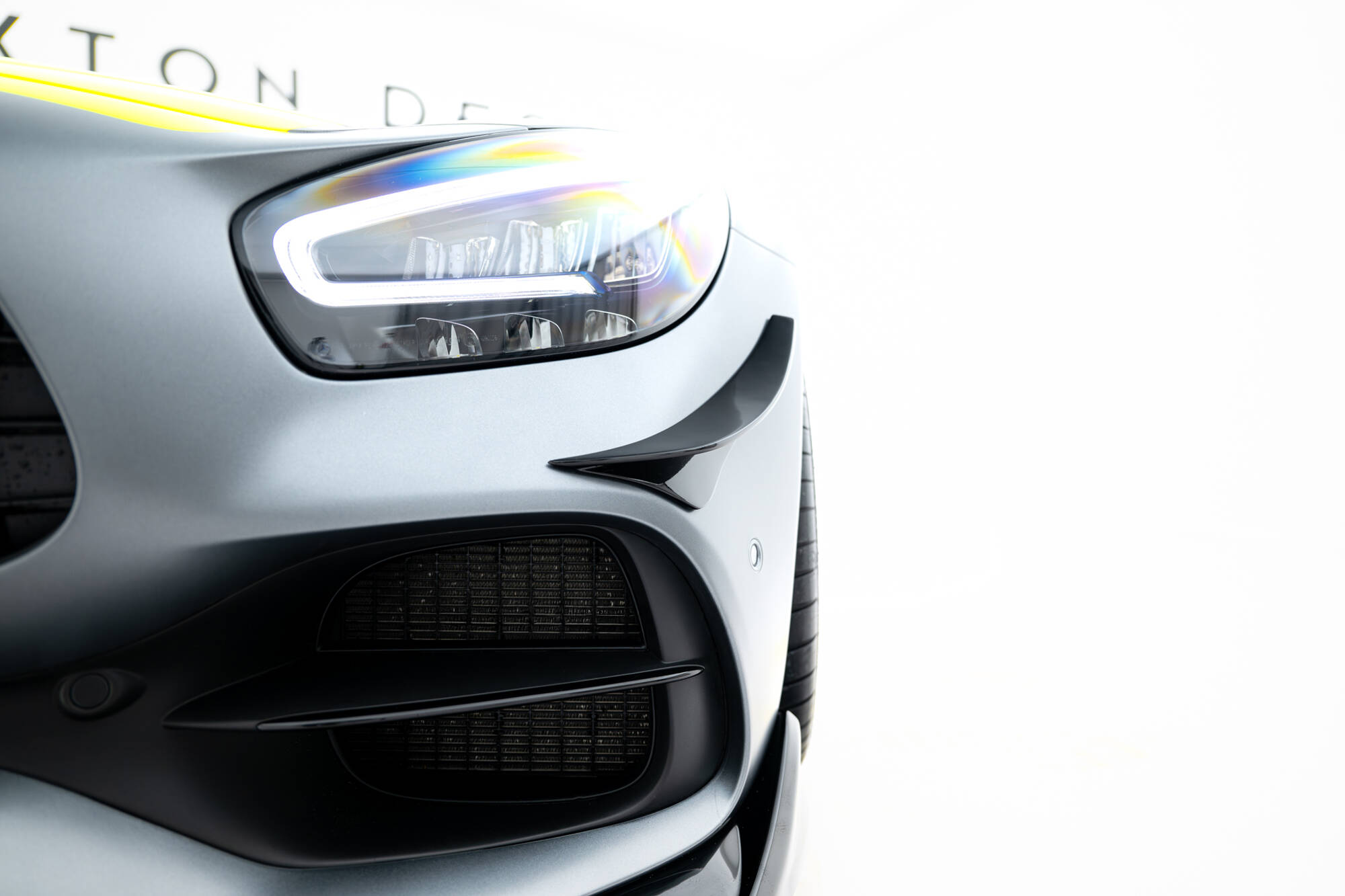 Front Bumper Wings (Canards) Mercedes-AMG GT C C190 Facelift - Image 4