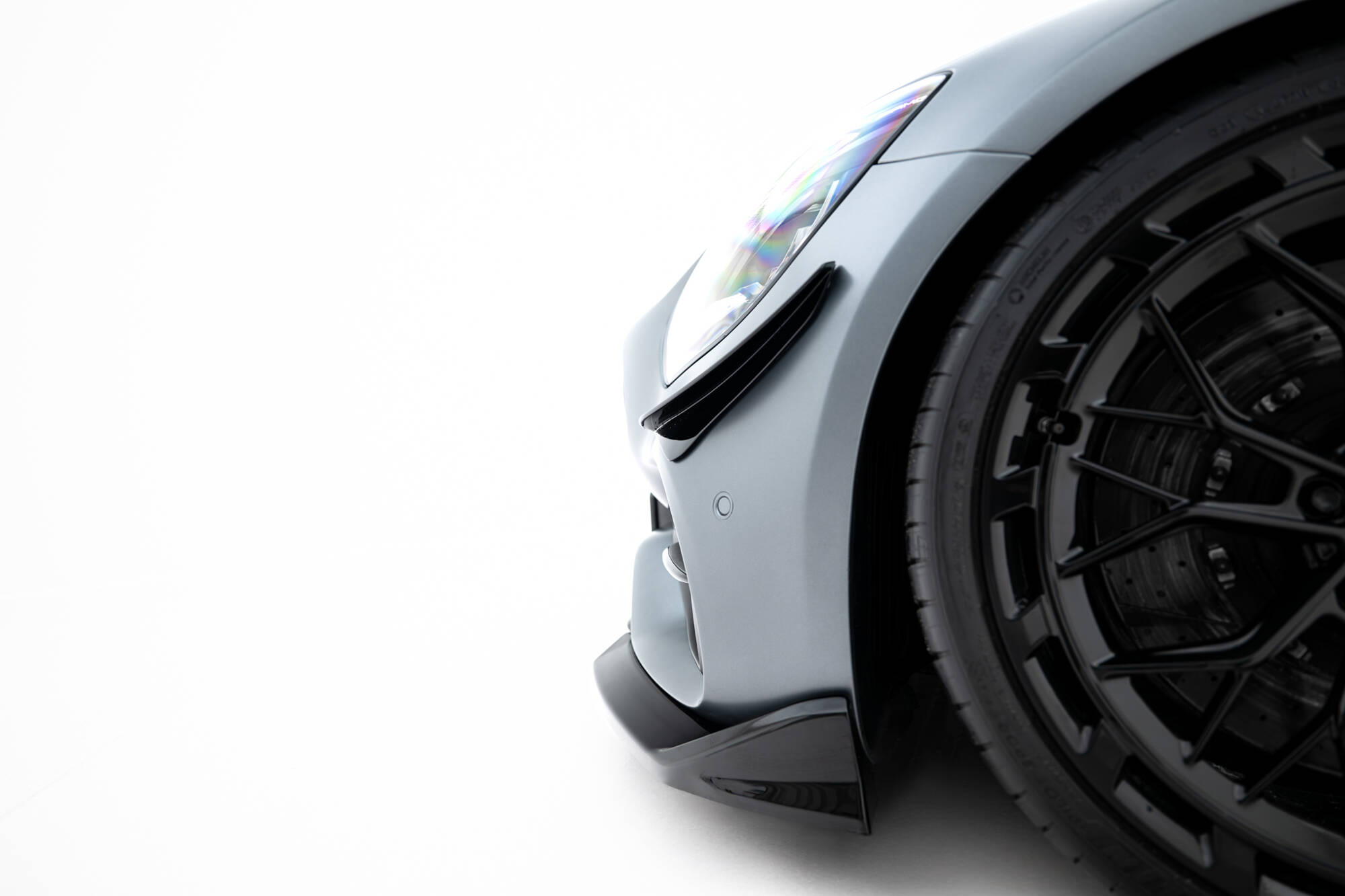 Front Bumper Wings (Canards) Mercedes-AMG GT C C190 Facelift - Image 5