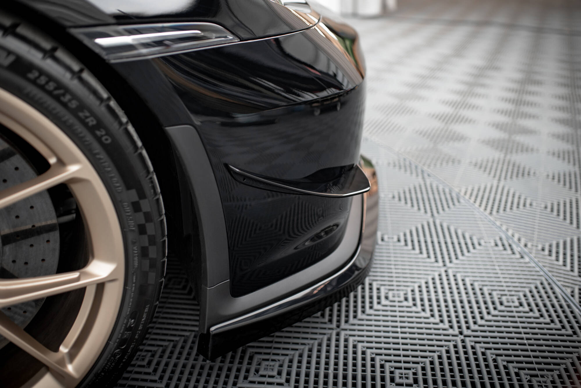 Front Bumper Wings (Canards) Porsche 911 992 GT3 - Image 3