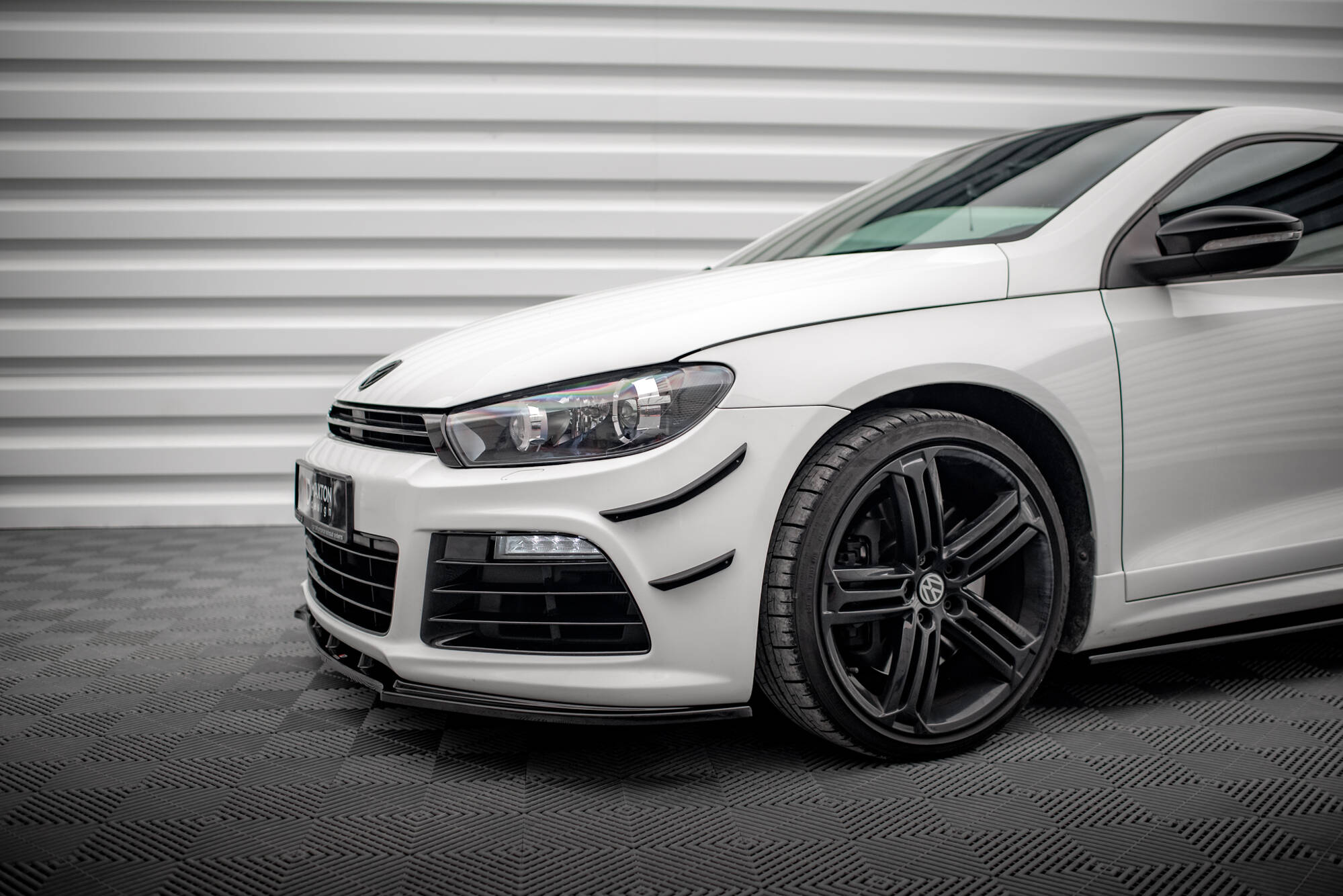 Front Bumper Wings (Canards) Volkswagen Scirocco R Mk3 - Image 3