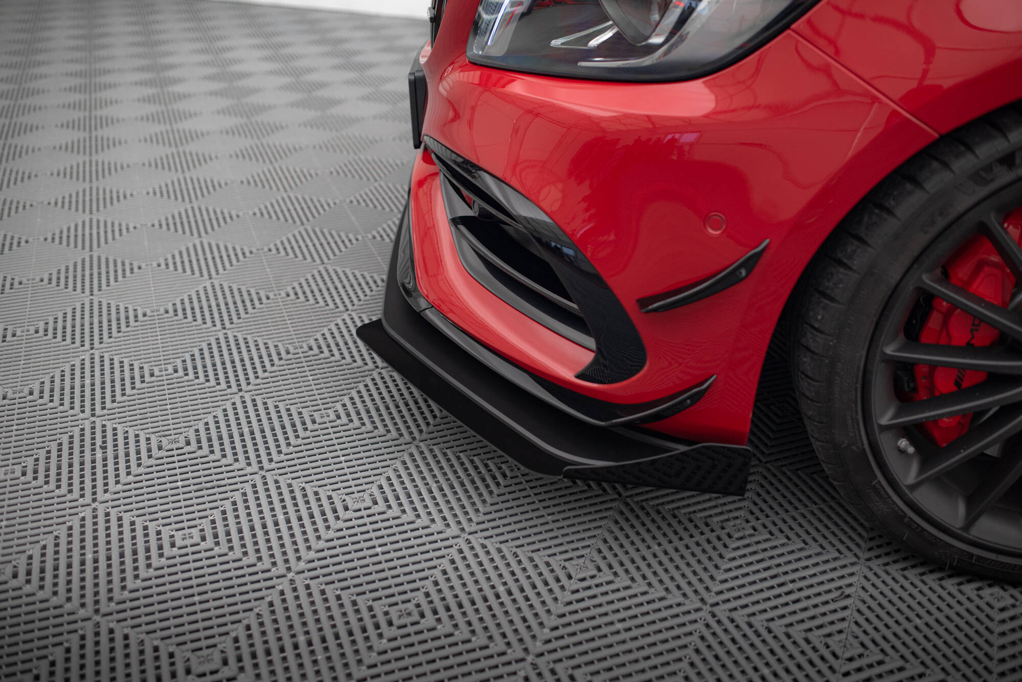 Front Flaps Mercedes-Benz A 45 AMG W176 Facelift - Image 5