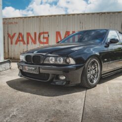 Alternative view of Front Side Splitters BMW M5  / 5 M-Pack E39