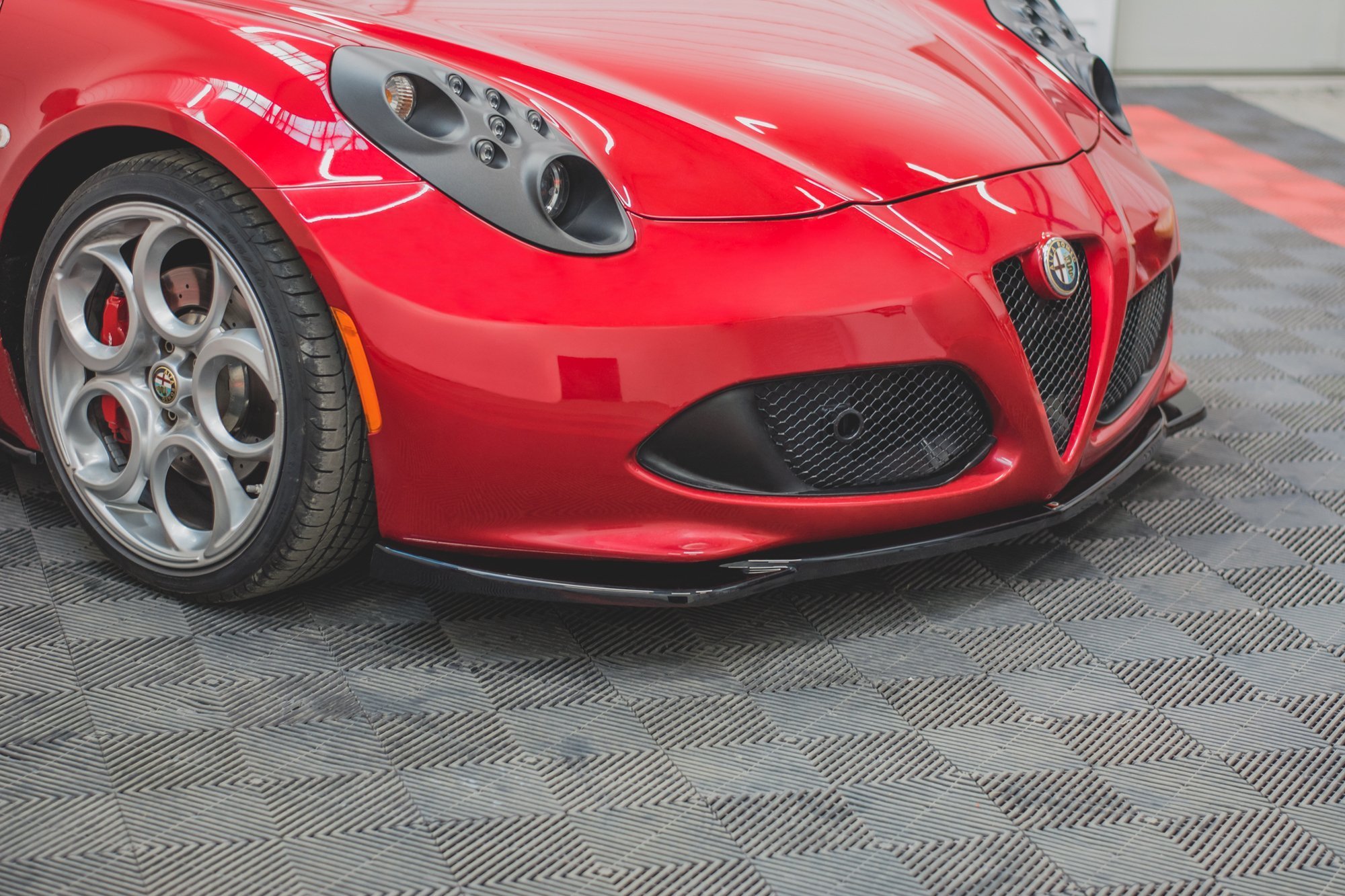 Front Splitter Alfa Romeo 4C - Image 2