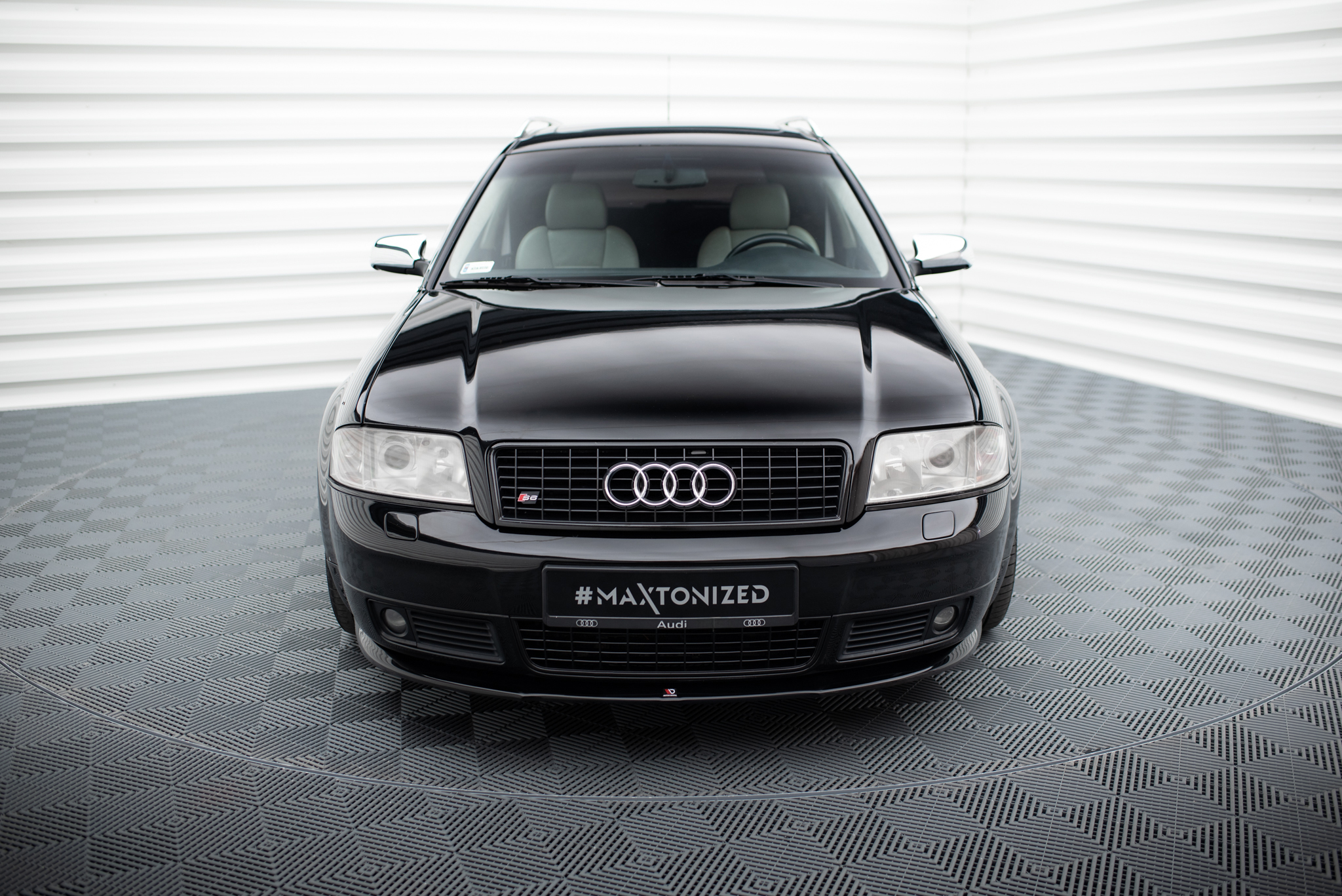 Front Splitter Audi S6 C5 - Image 2