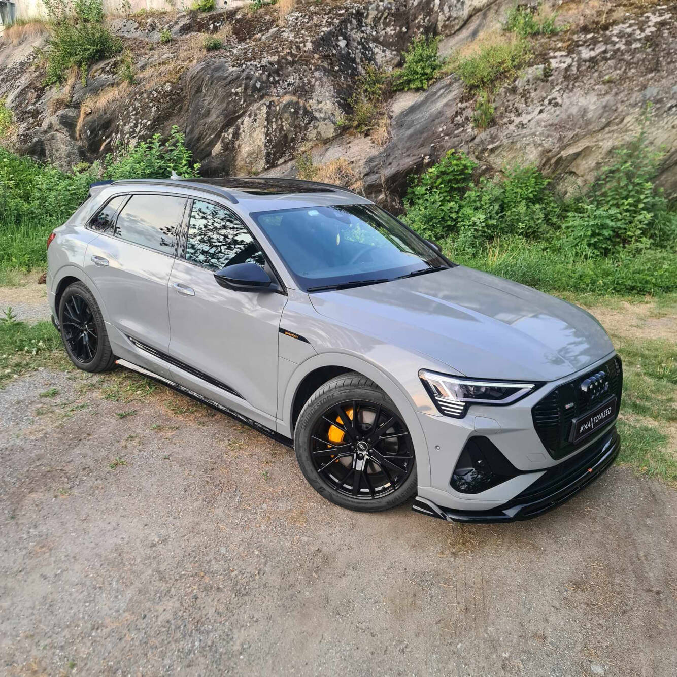 Front Splitter Audi e-Tron S-Line - Image 5
