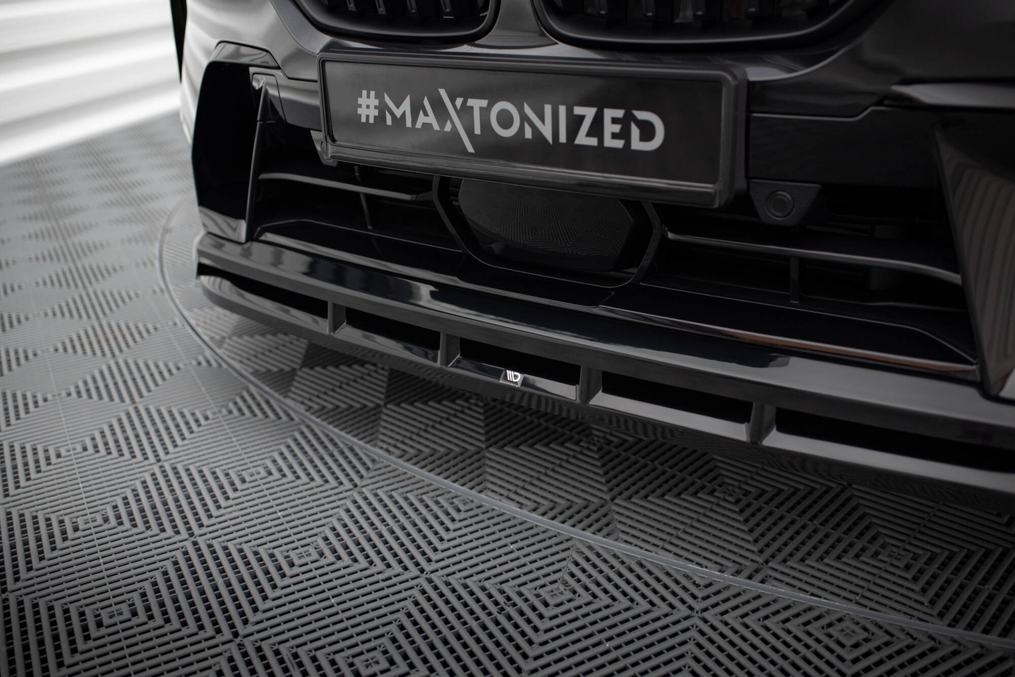 Front Splitter BMW X7 M-Pack G07 Facelift - Image 3