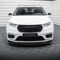 Alternative view of Front Splitter Chrysler Pacifica Mk2 Facelift