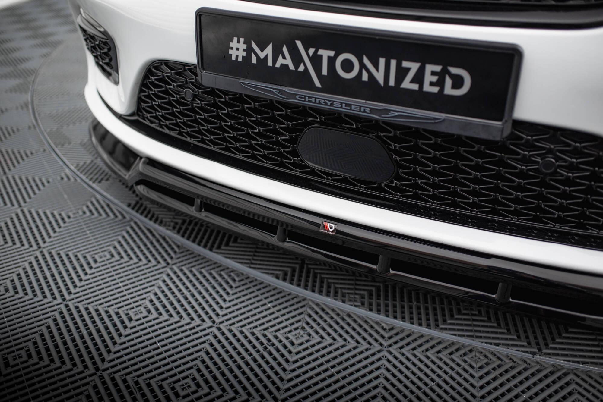 Front Splitter Chrysler Pacifica Mk2 Facelift - Image 3