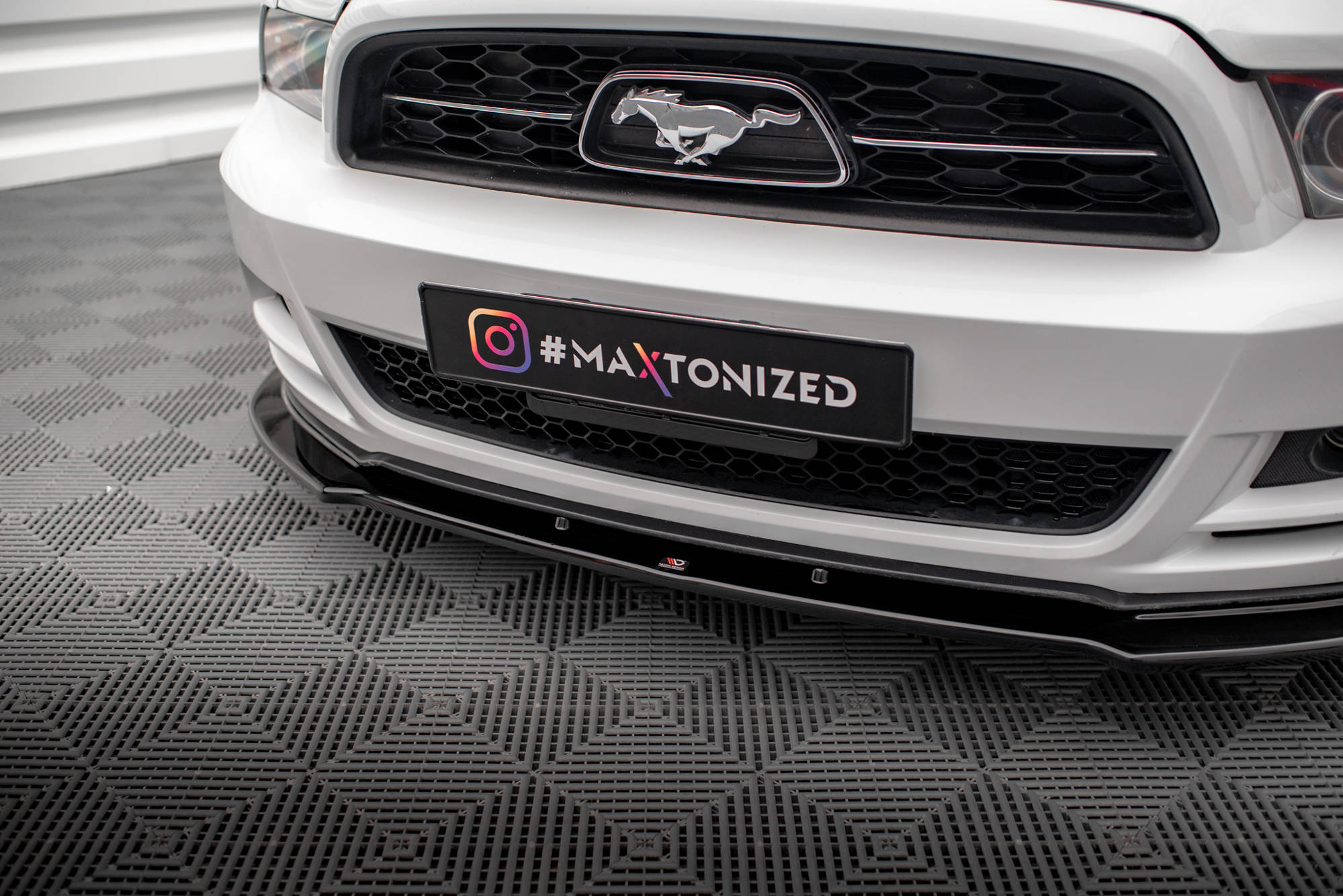 Front Splitter Ford Mustang Mk5 Facelift - Image 3